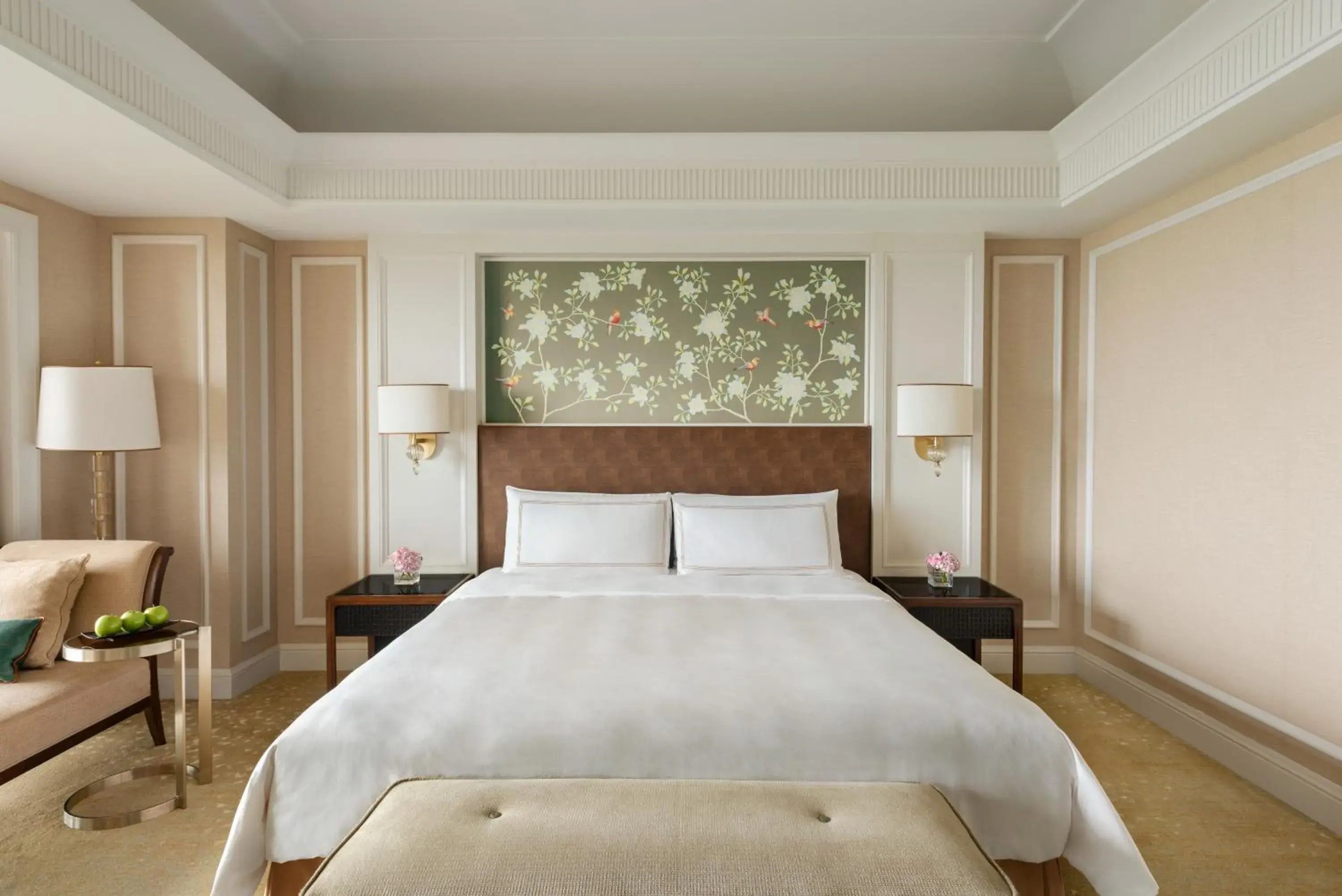 Deluxe Suite with 1 kingsize bed - single occupancy in Grand Hotel Haikou - Managed by Accor Deluxe Suite with 1 kingsize bed - single occupancy in Grand Hotel Haikou - Managed by Accor