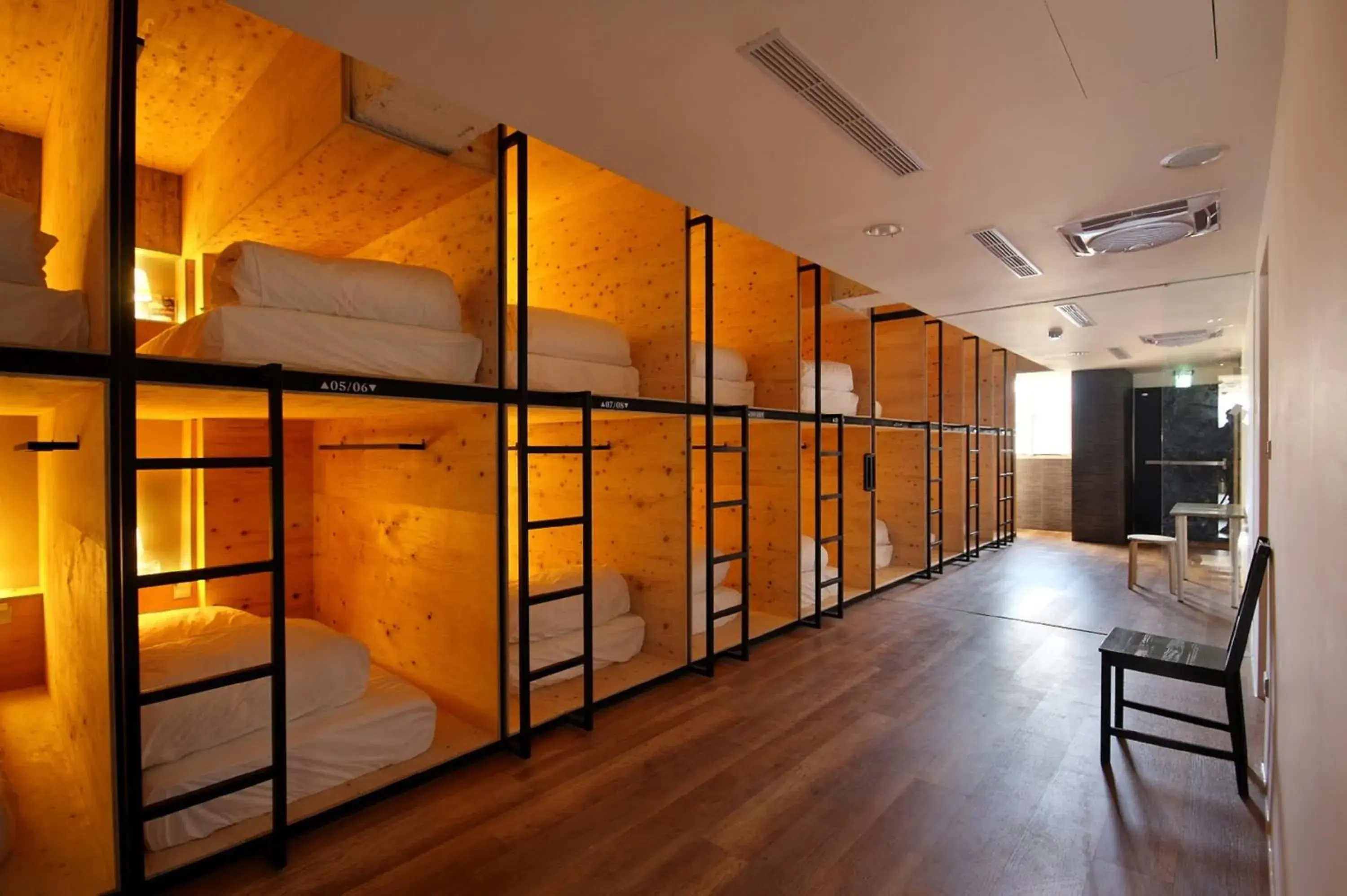 Bed in 18-Bed Mixed Dormitory Room in Mini West Hotel Bed in 18-Bed Mixed Dormitory Room in Mini West Hotel