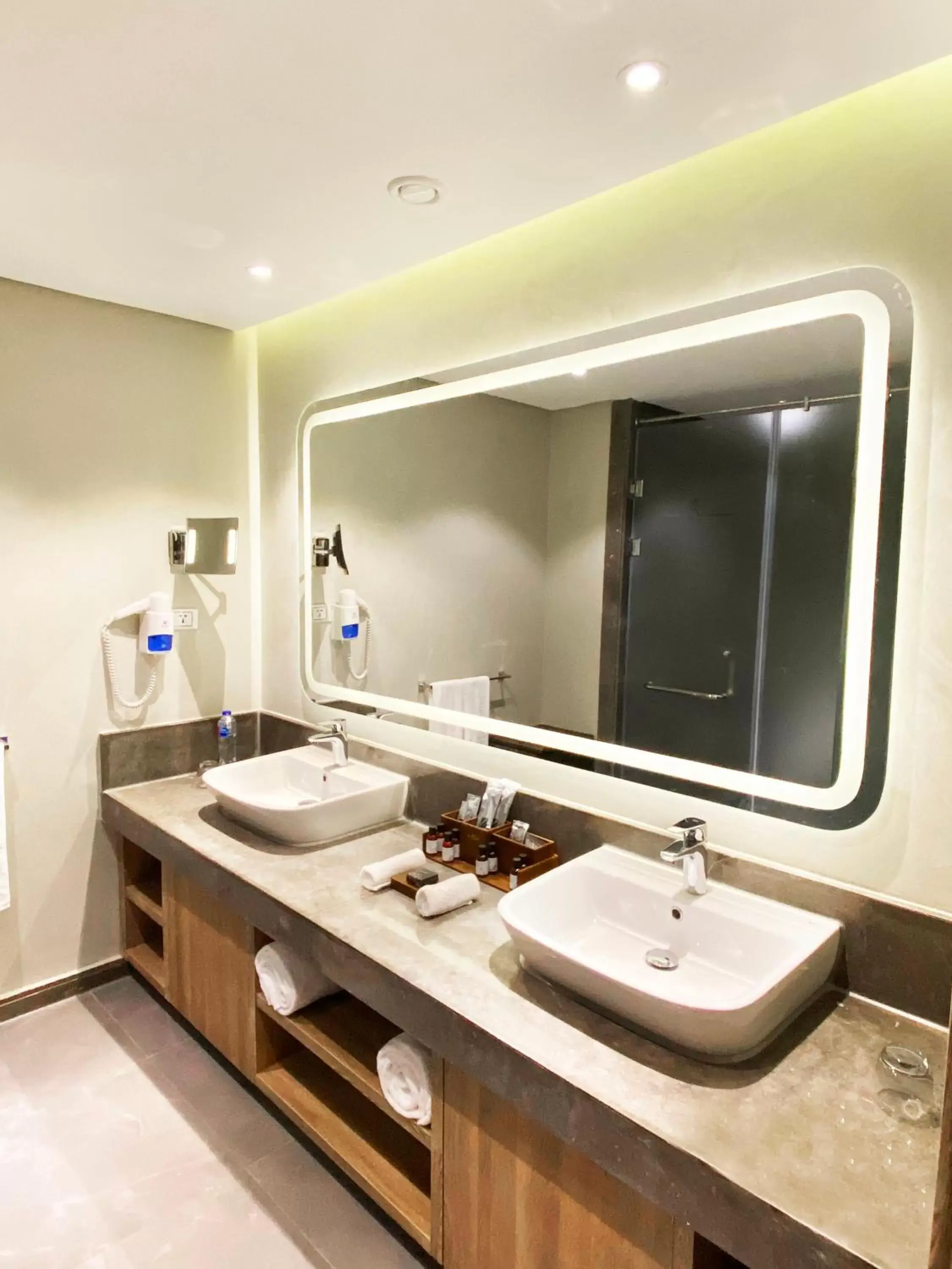 Twin Suite with Garden View in Rixos Premium Magawish Suites and Villas- Ultra All-Inclusive Twin Suite with Garden View in Rixos Premium Magawish Suites and Villas- Ultra All-Inclusive