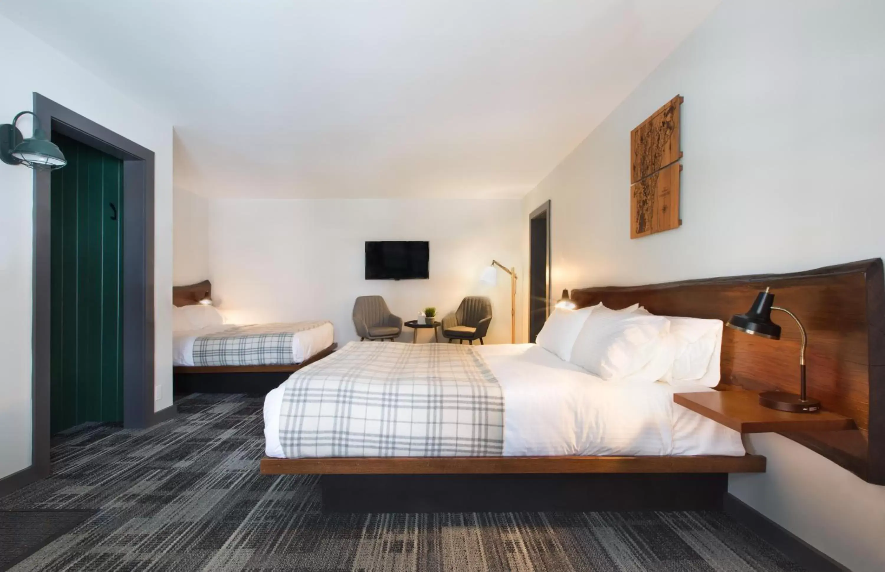 Deluxe Queen Room in Main and Mountain Deluxe Queen Room in Main and Mountain