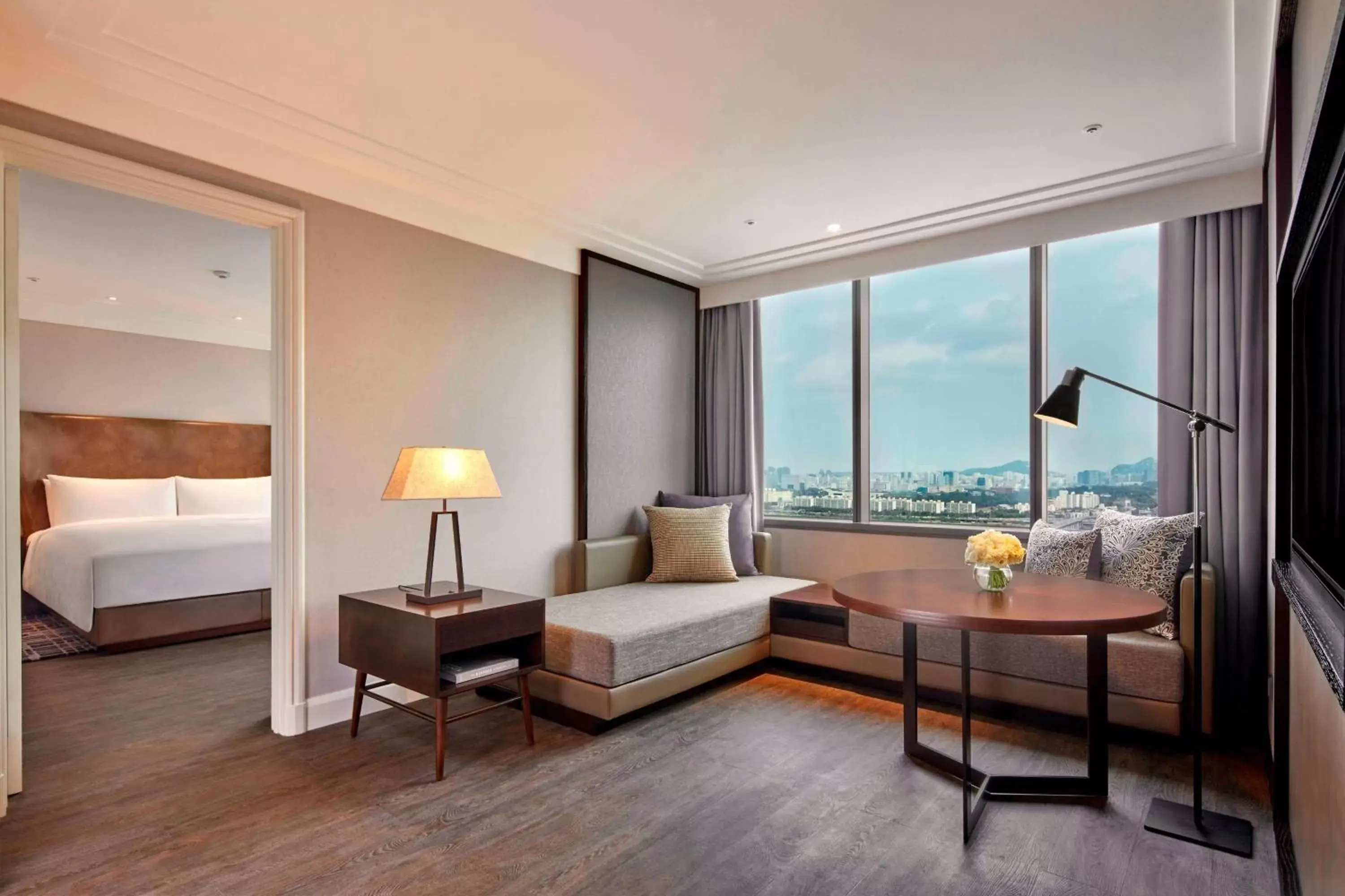 Griffin Suite King, Executive lounge access, 1 Bedroom Suite in JW Marriott Hotel Seoul Griffin Suite King, Executive lounge access, 1 Bedroom Suite in JW Marriott Hotel Seoul