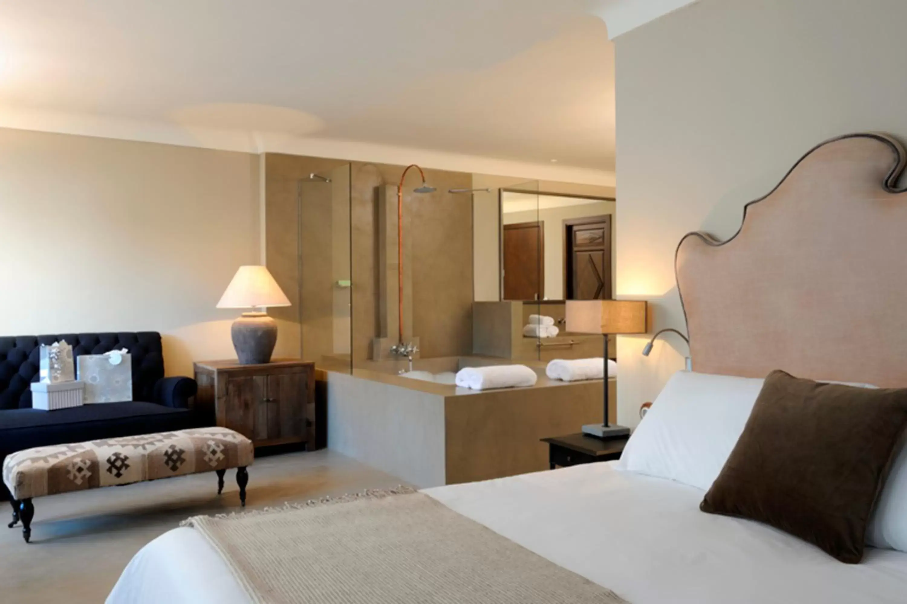 Junior Suite in Palacio Carvajal Girón Junior Suite in Palacio Carvajal Girón