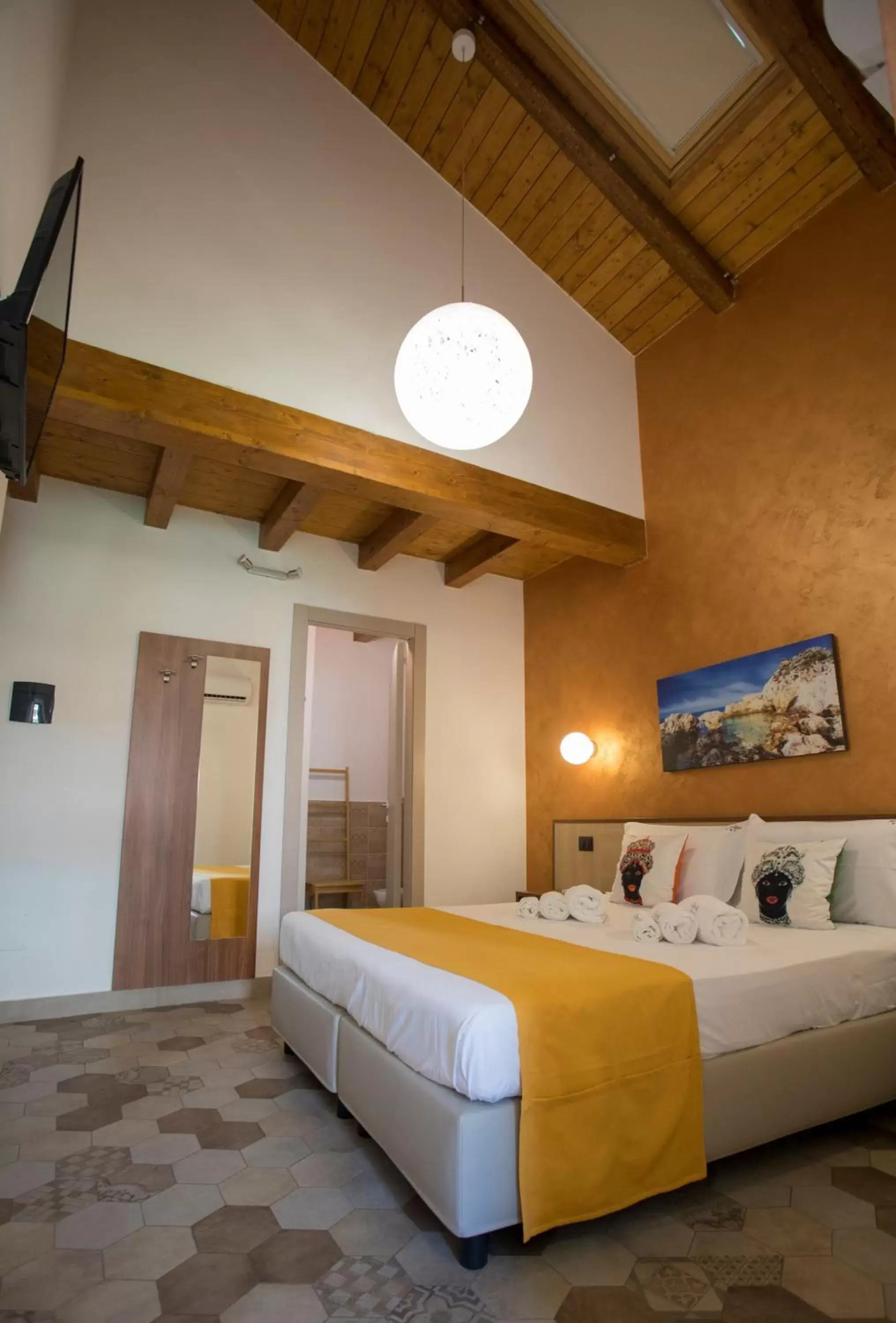 Classic Double or Twin Room with Bathroom - single occupancy in Alterego B&B Classic Double or Twin Room with Bathroom - single occupancy in Alterego B&B