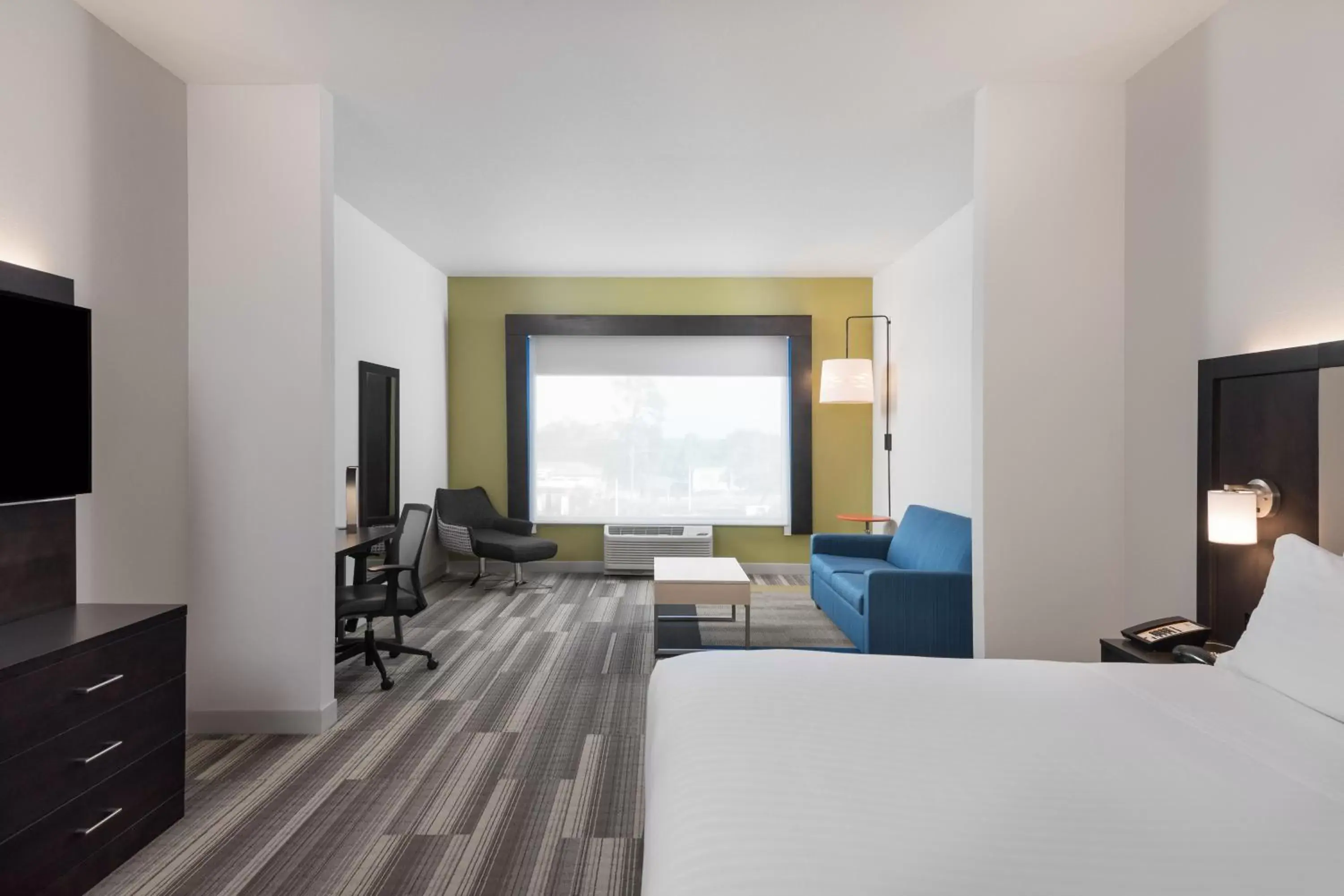 Suite - Only Hearing Accessible in Holiday Inn Express & Suites Lakeland South by IHG Suite - Only Hearing Accessible in Holiday Inn Express & Suites Lakeland South by IHG