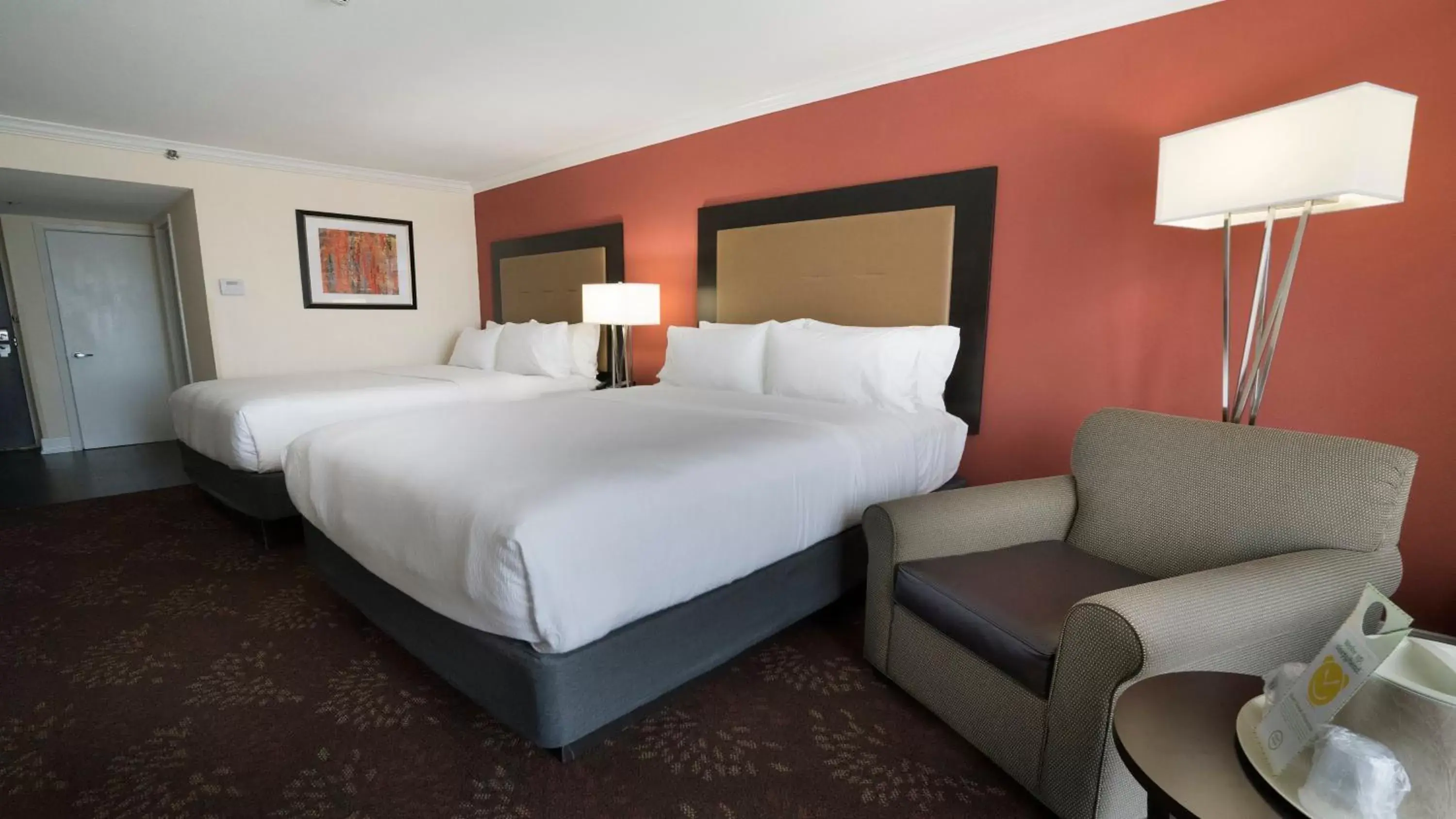 Standard Queen Room with Two Queen Beds in Holiday Inn Tyler - Conference Center by IHG Standard Queen Room with Two Queen Beds in Holiday Inn Tyler - Conference Center by IHG