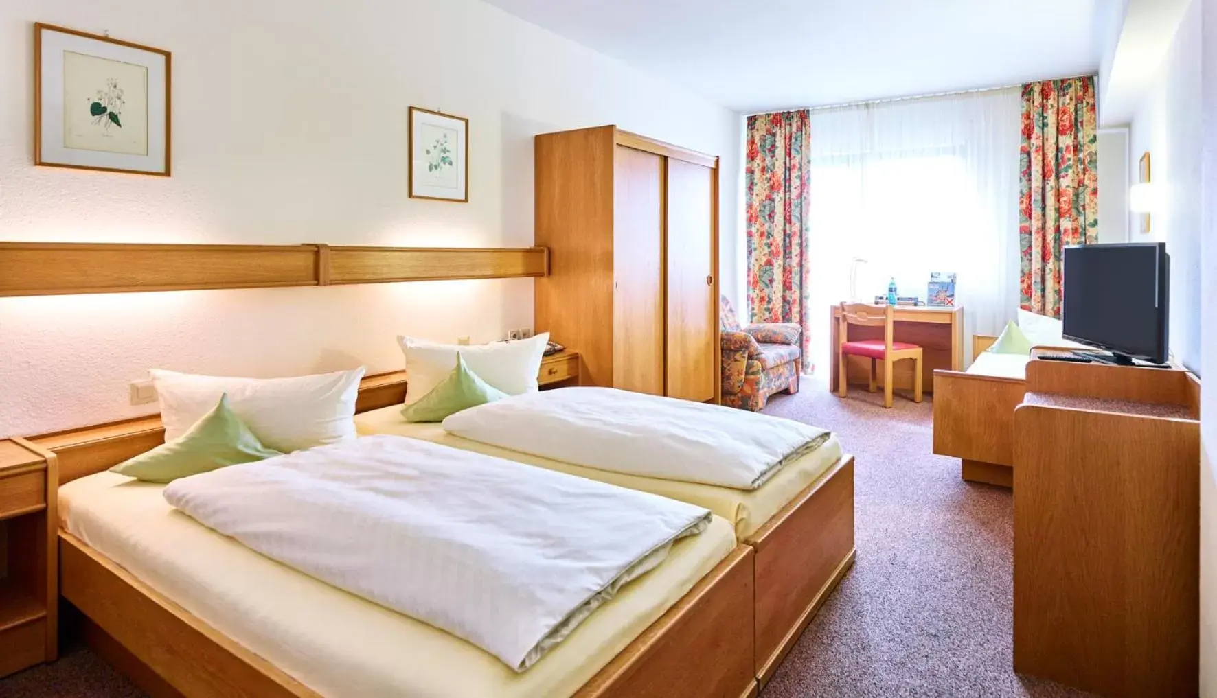 Triple Room in Hotel Merian Rothenburg Triple Room in Hotel Merian Rothenburg