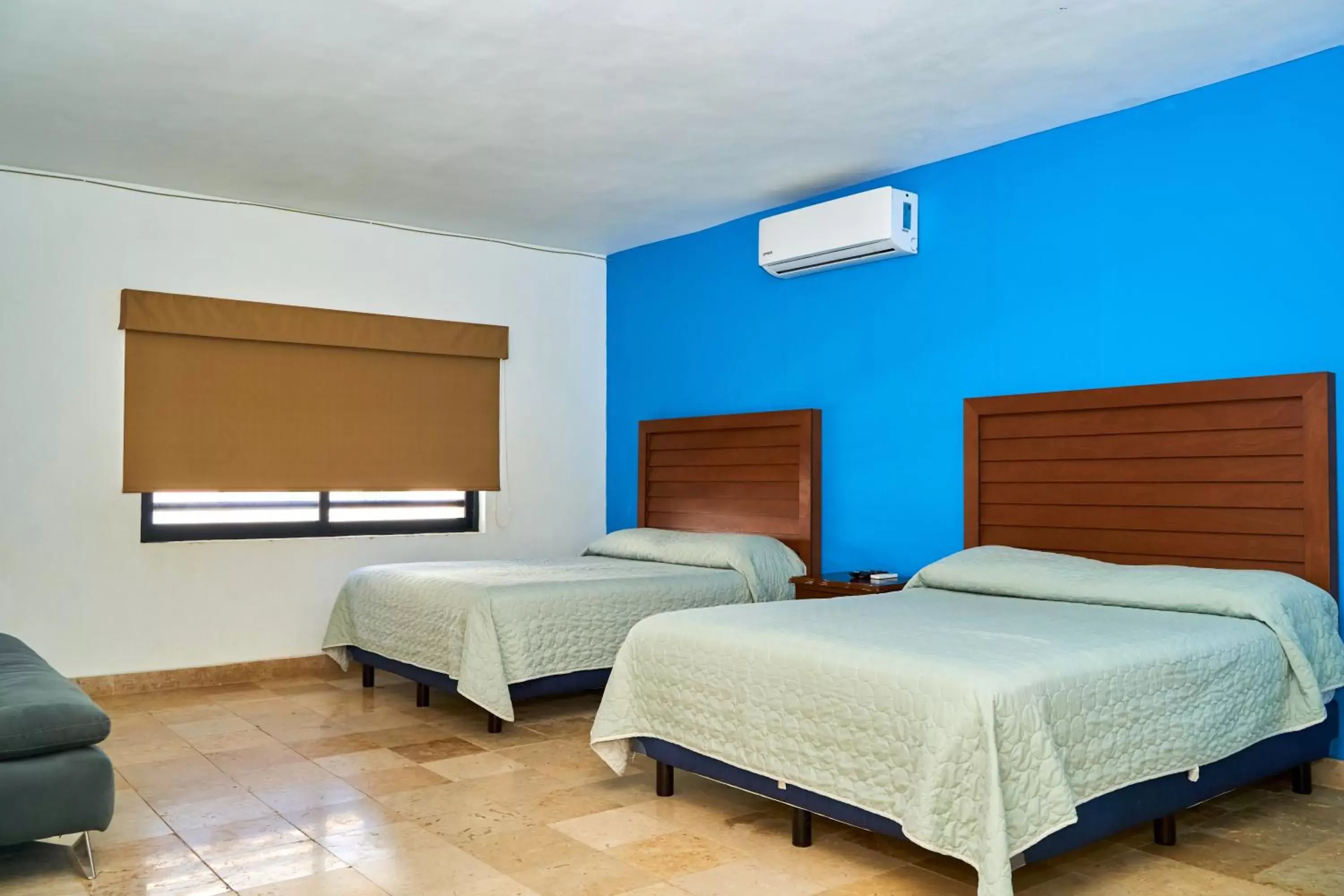 Double Room with Two Double Beds in Loft Sabalo Double Room with Two Double Beds in Loft Sabalo