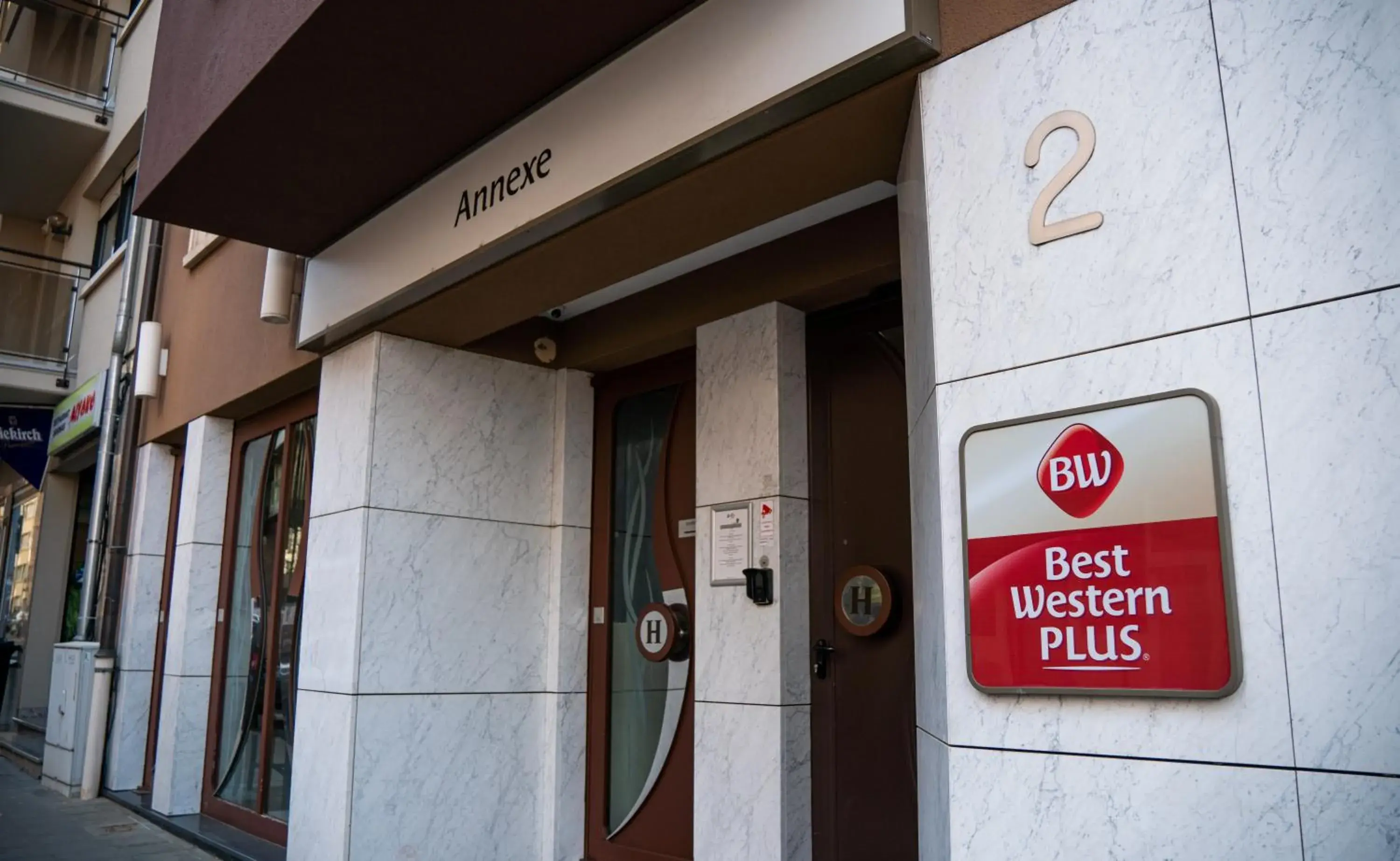 Classic Double Room - Annex Building in Best Western Plus Grand Hotel Victor Hugo Classic Double Room - Annex Building in Best Western Plus Grand Hotel Victor Hugo