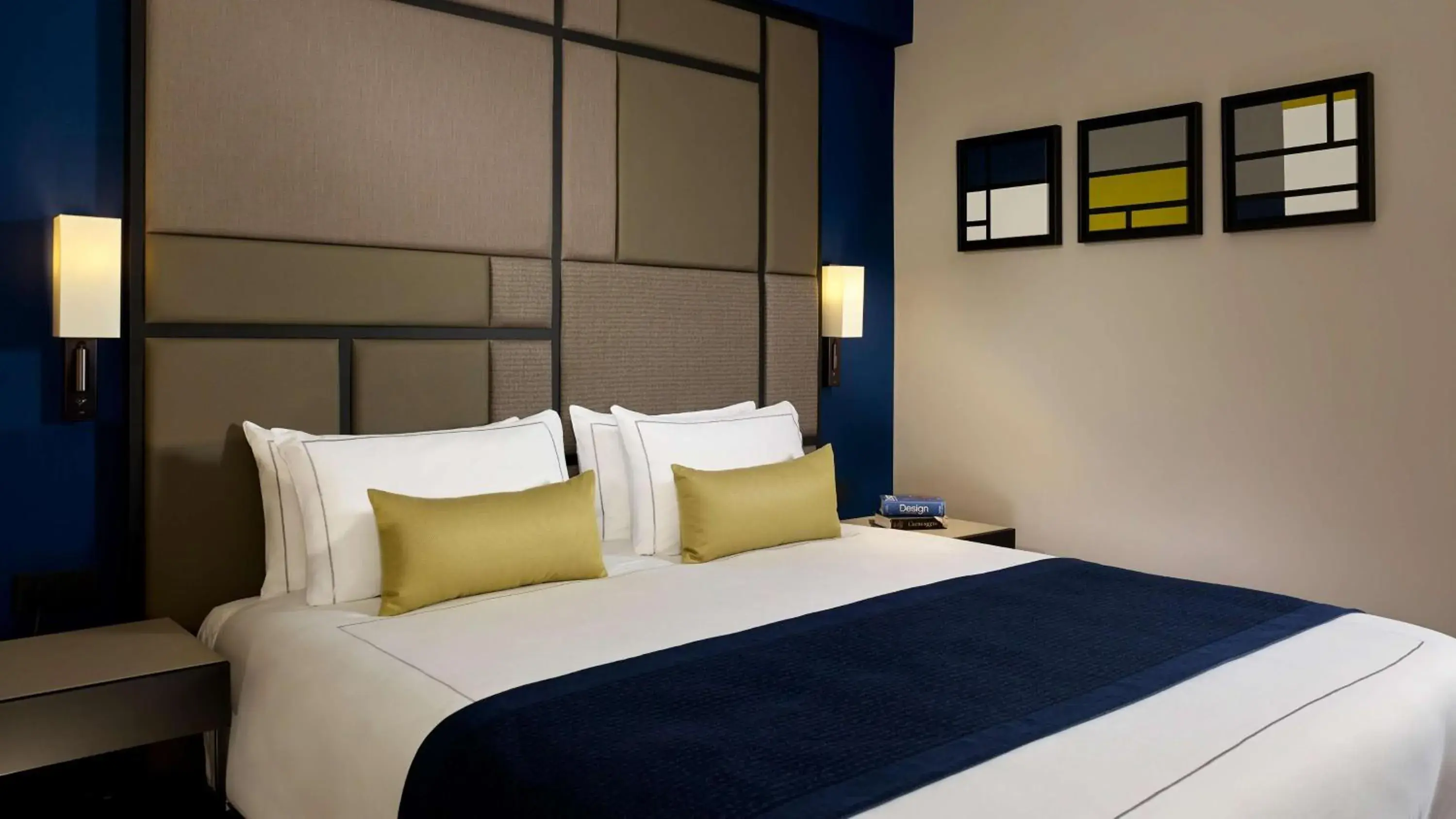 Executive Family Room (2 adults + 2 children) - single occupancy in Park Plaza Utrecht Executive Family Room (2 adults + 2 children) - single occupancy in Park Plaza Utrecht