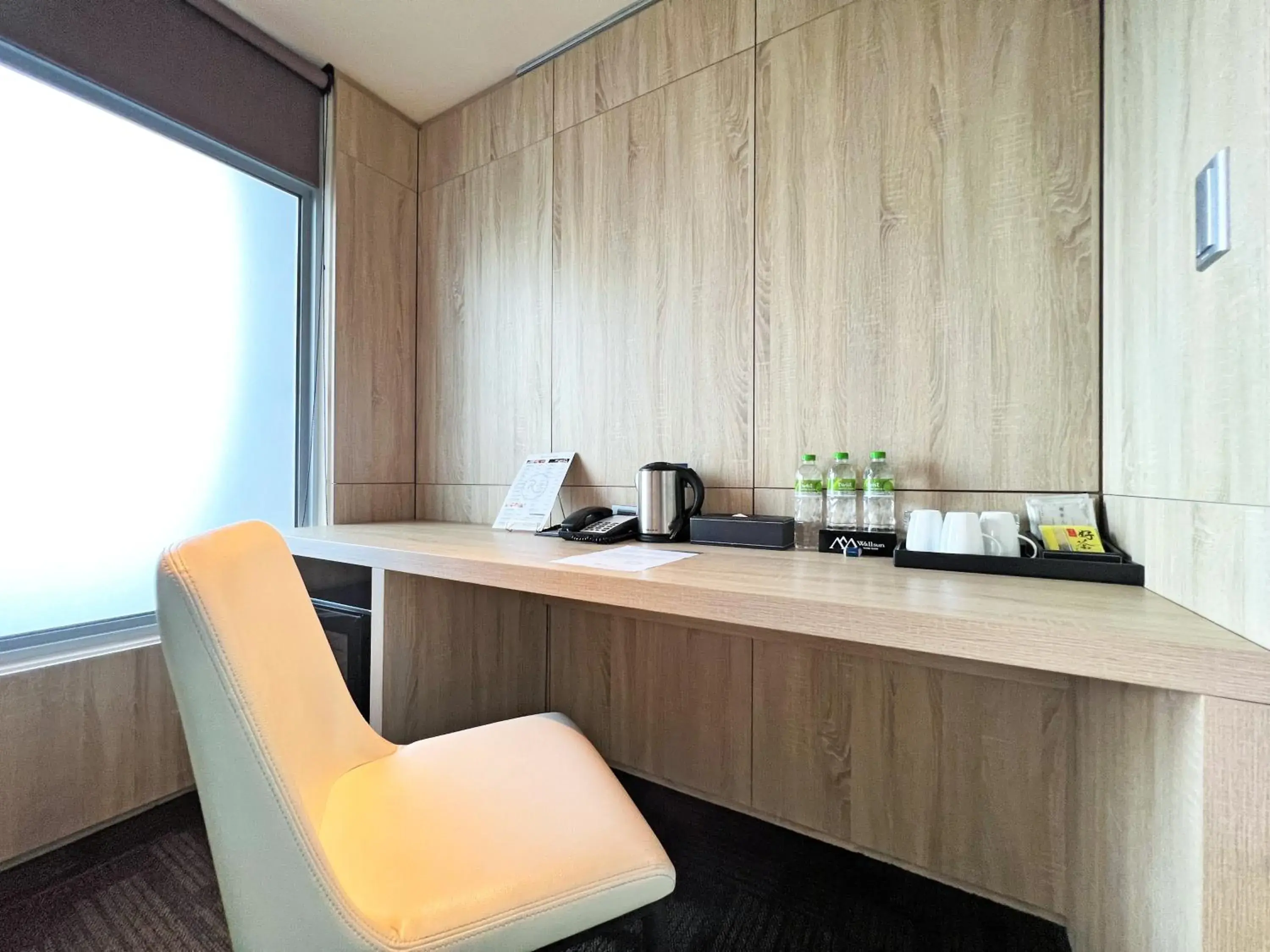 Triple Room with City View in Wallsun Hotel Triple Room with City View in Wallsun Hotel