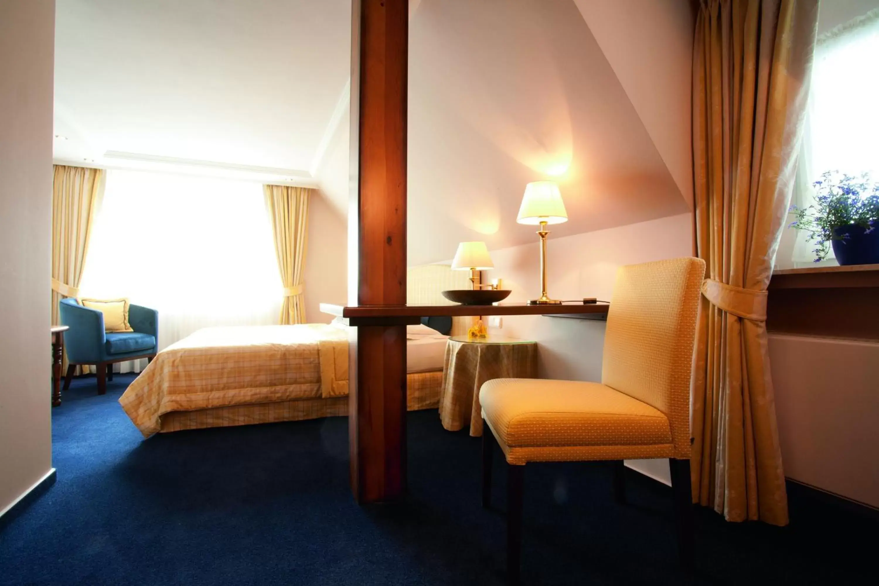 Double Room in Romantik Berghotel Astenkrone Double Room in Romantik Berghotel Astenkrone