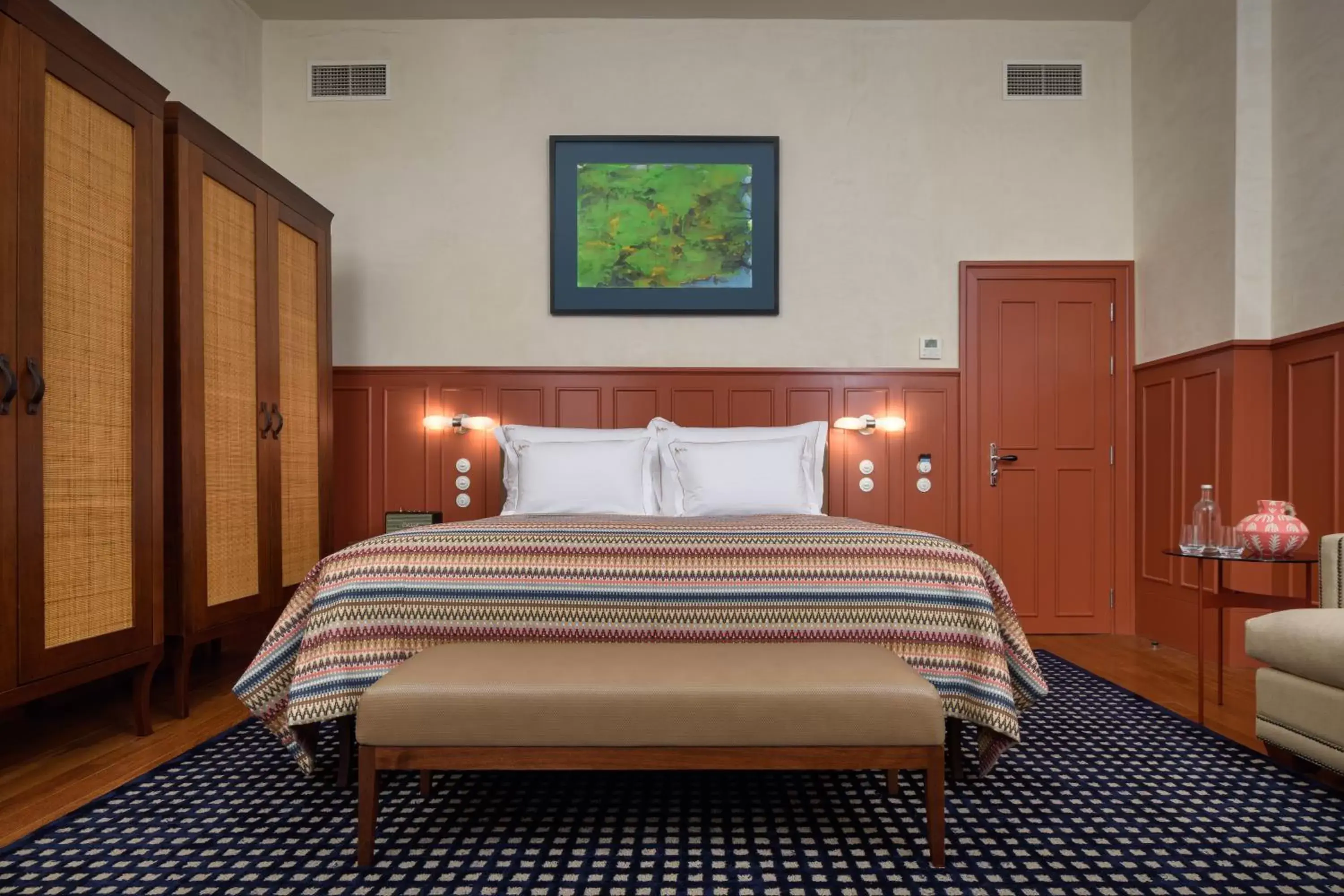 Prestige Double Room with Partial Square View - single occupancy in Bairro Alto Hotel Prestige Double Room with Partial Square View - single occupancy in Bairro Alto Hotel