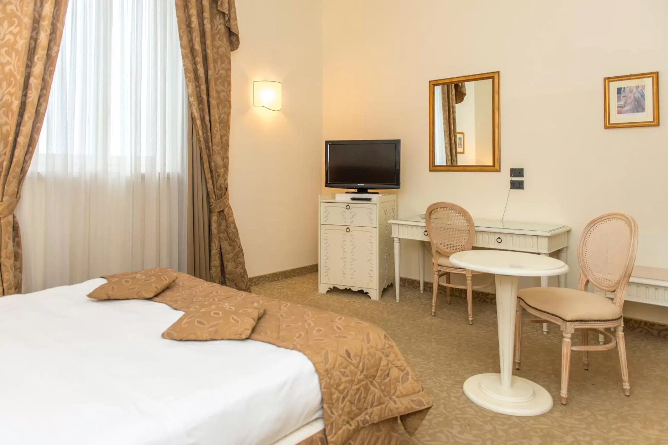 Superior Double or Twin Room with Garden View in San Paolo Al Convento Superior Double or Twin Room with Garden View in San Paolo Al Convento