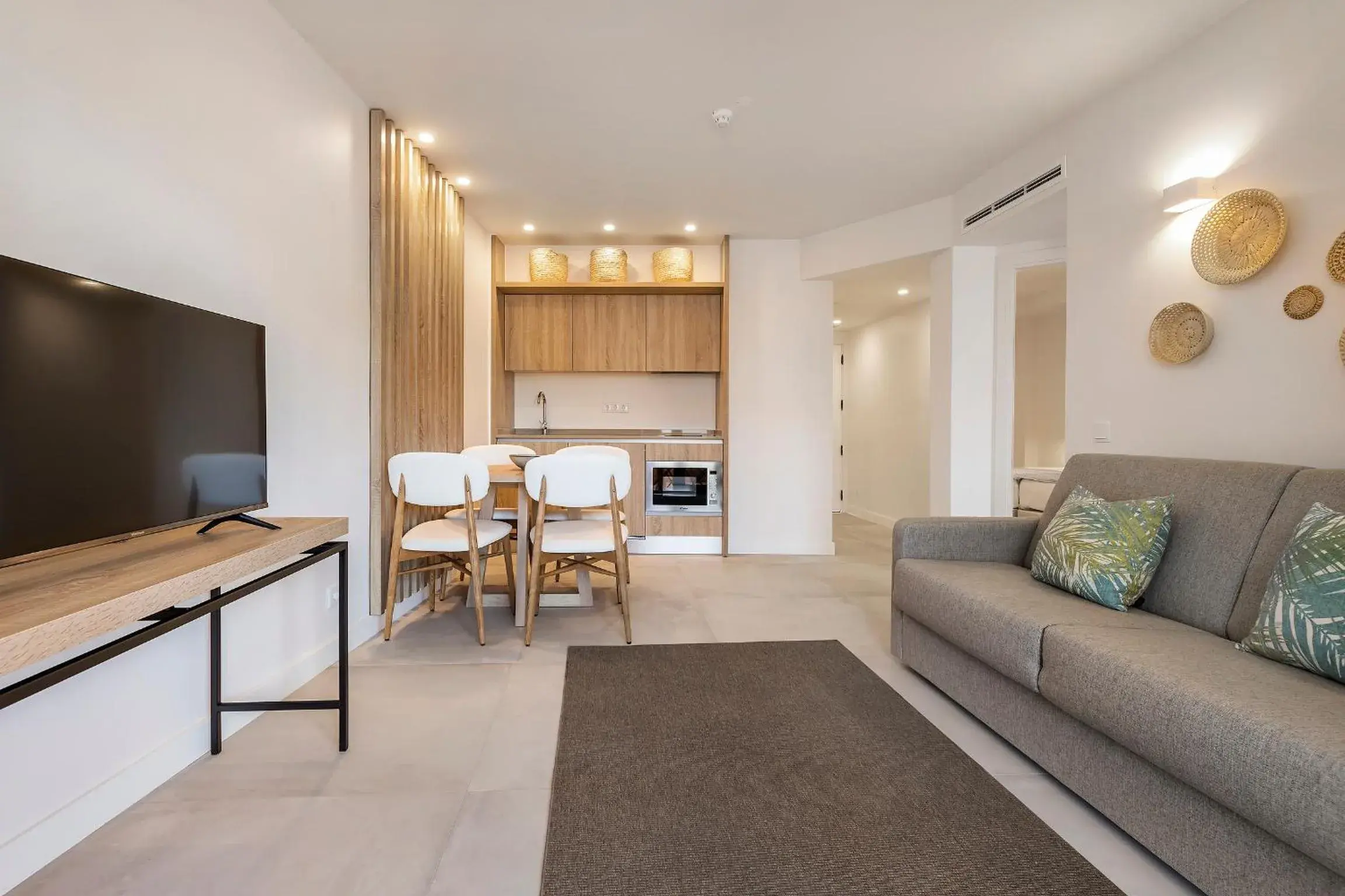 Sea View Deluxe Two-Bedroom Apartment in Clube Maria Luisa Sea View Deluxe Two-Bedroom Apartment in Clube Maria Luisa