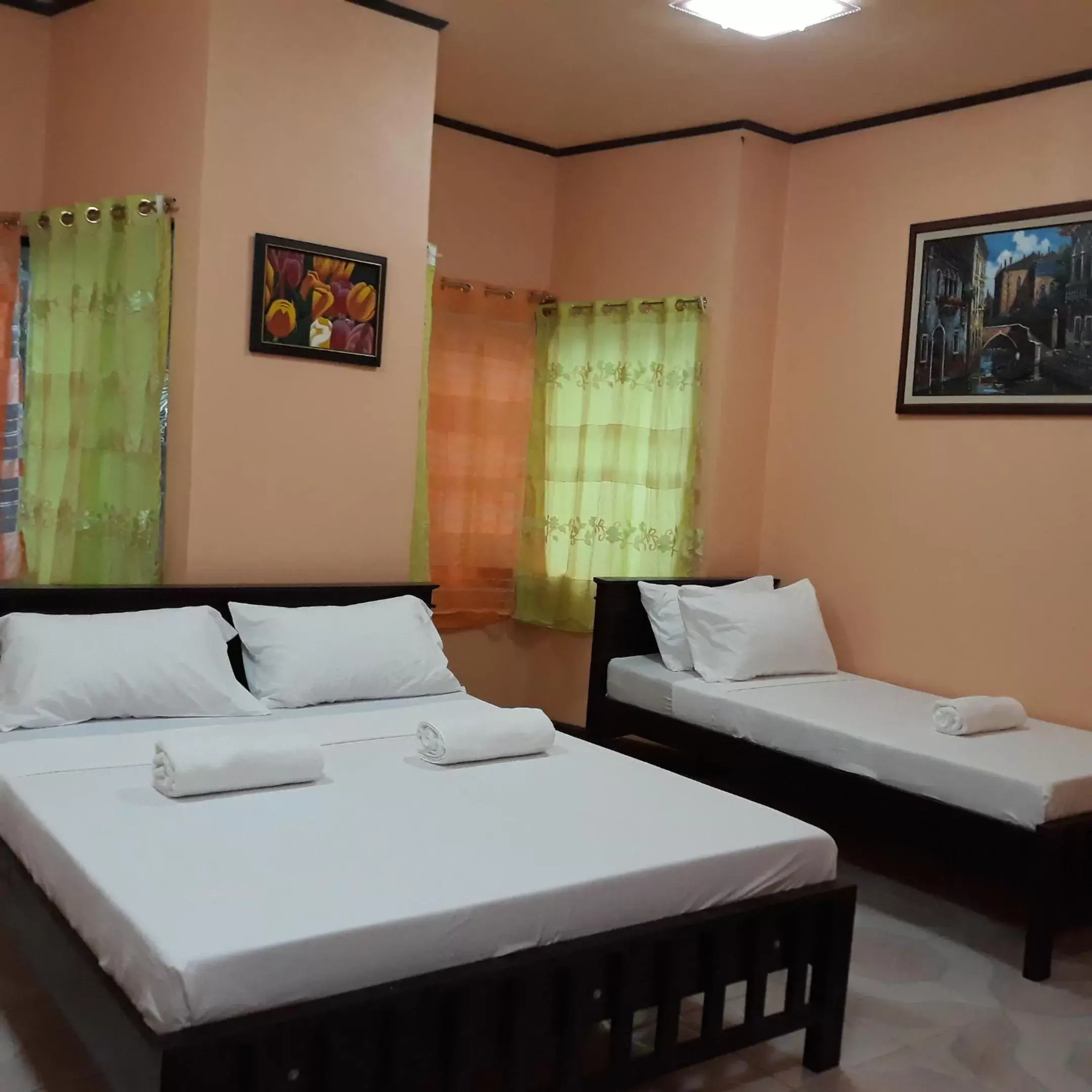 Deluxe Triple Room with Sea View in ABF Seaside Tourist Inn Deluxe Triple Room with Sea View in ABF Seaside Tourist Inn