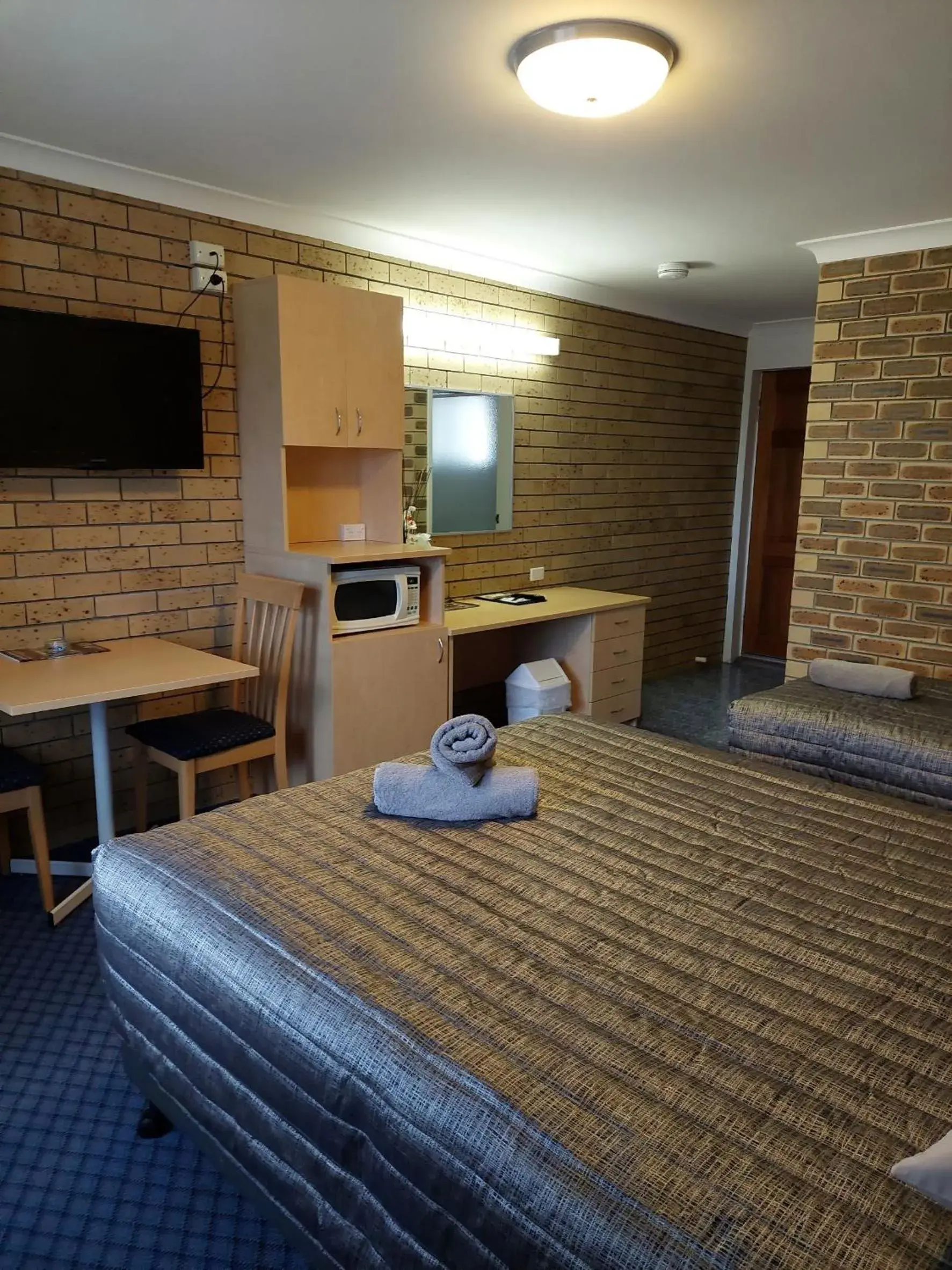 Double or Twin Room in Settlers Motor Inn Double or Twin Room in Settlers Motor Inn