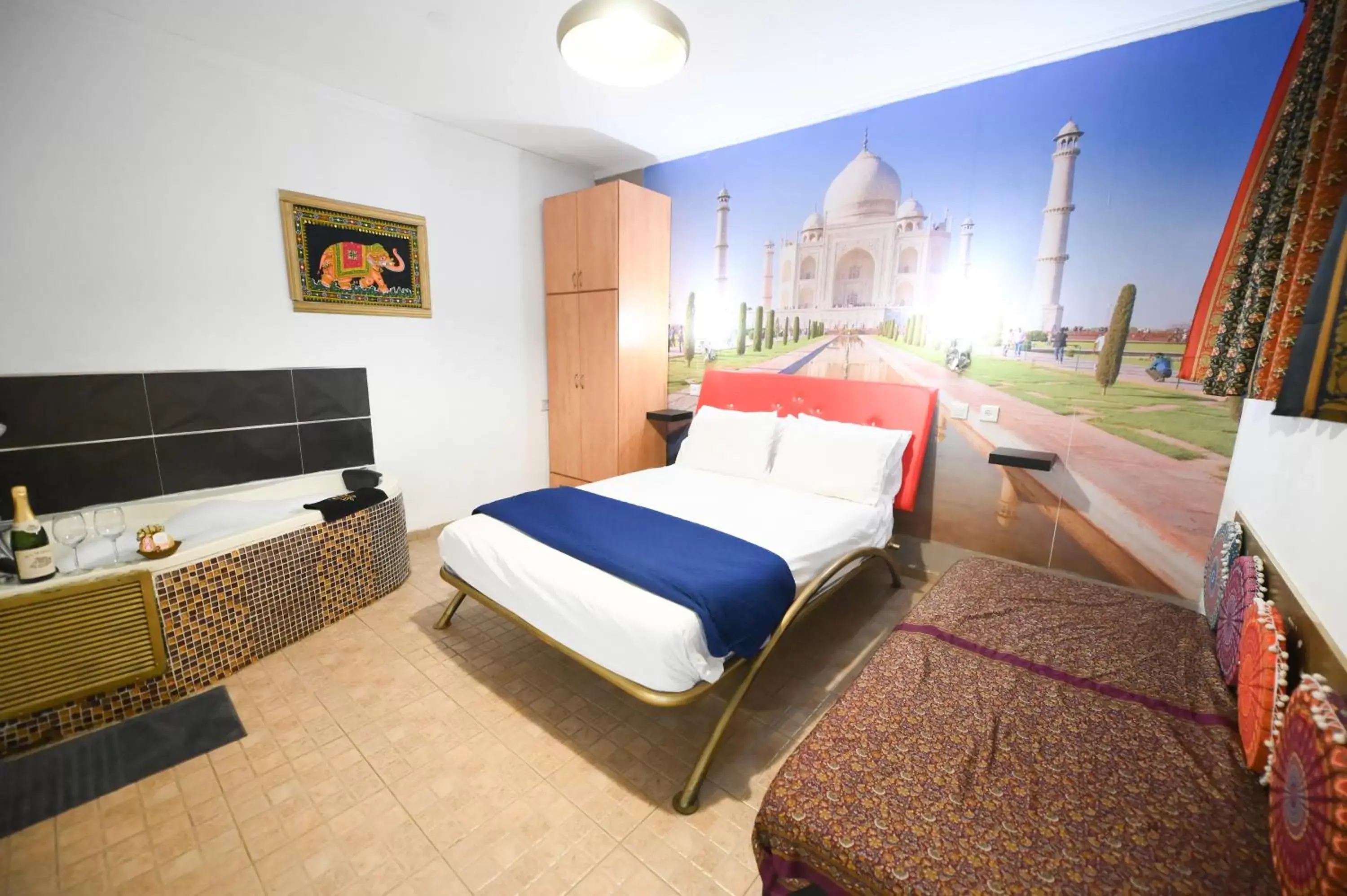 Suite with Spa Bath in Magical in the Galilee Suite with Spa Bath in Magical in the Galilee