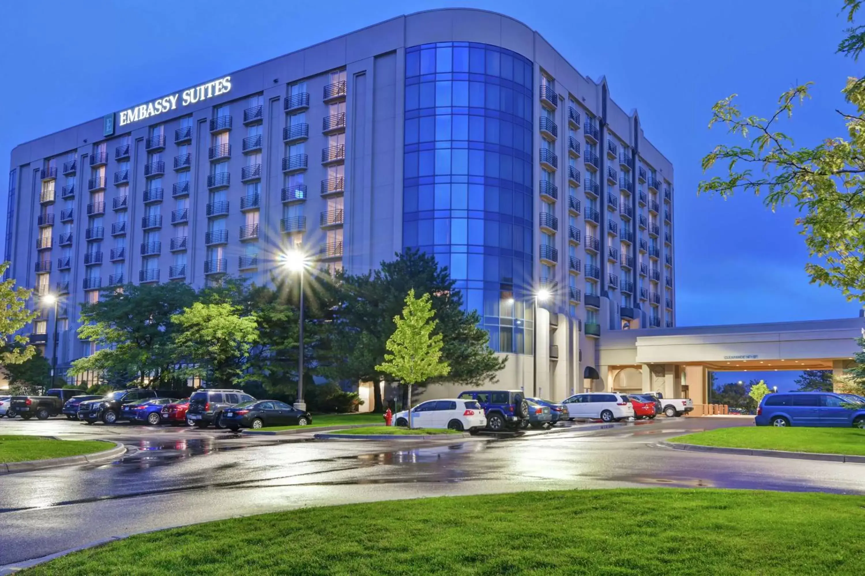 Embassy Suites by Hilton Minneapolis Airport Embassy Suites by Hilton Minneapolis Airport