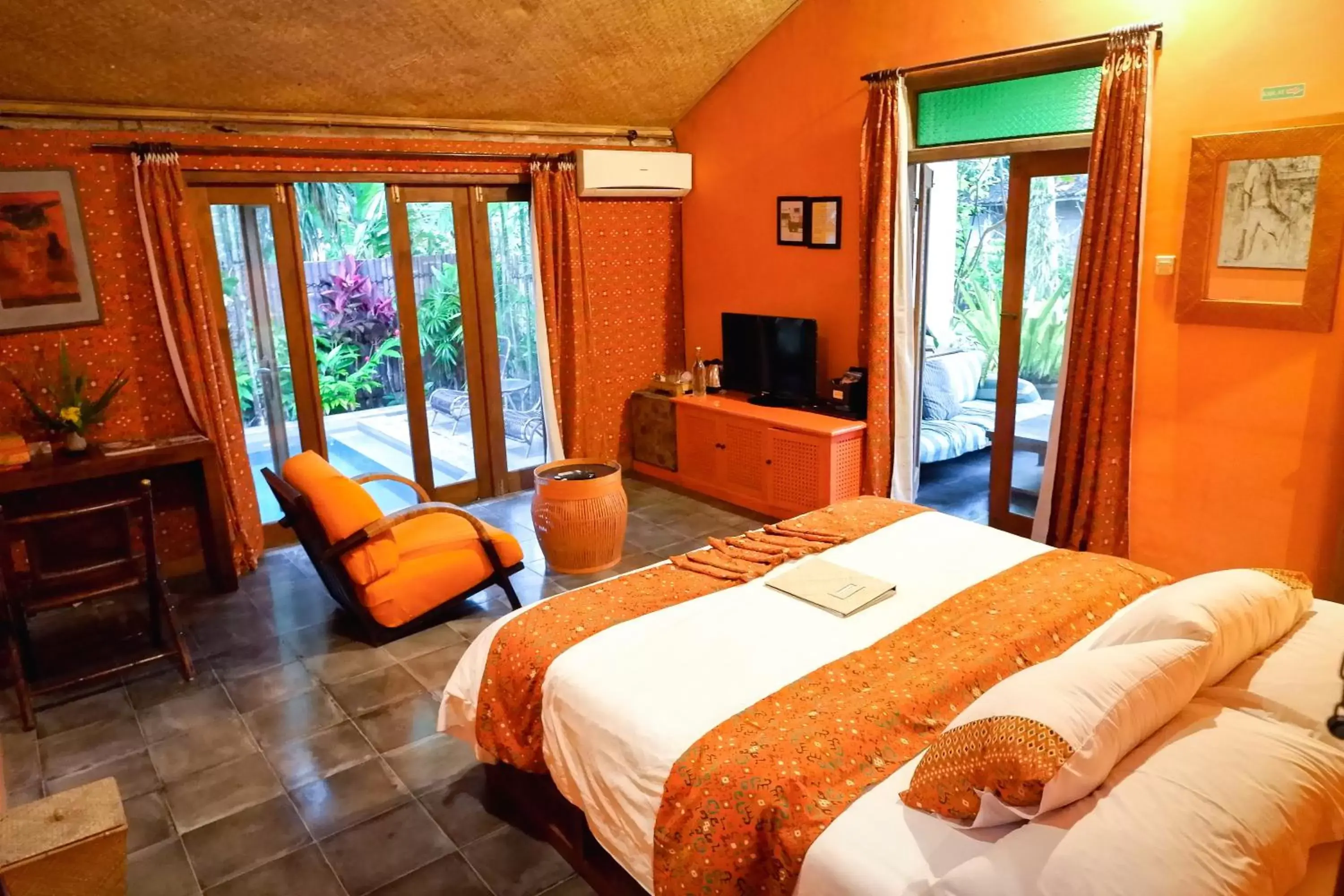 Heritage with Private Plunge Pool in D'omah Yogya Hotel Heritage with Private Plunge Pool in D'omah Yogya Hotel