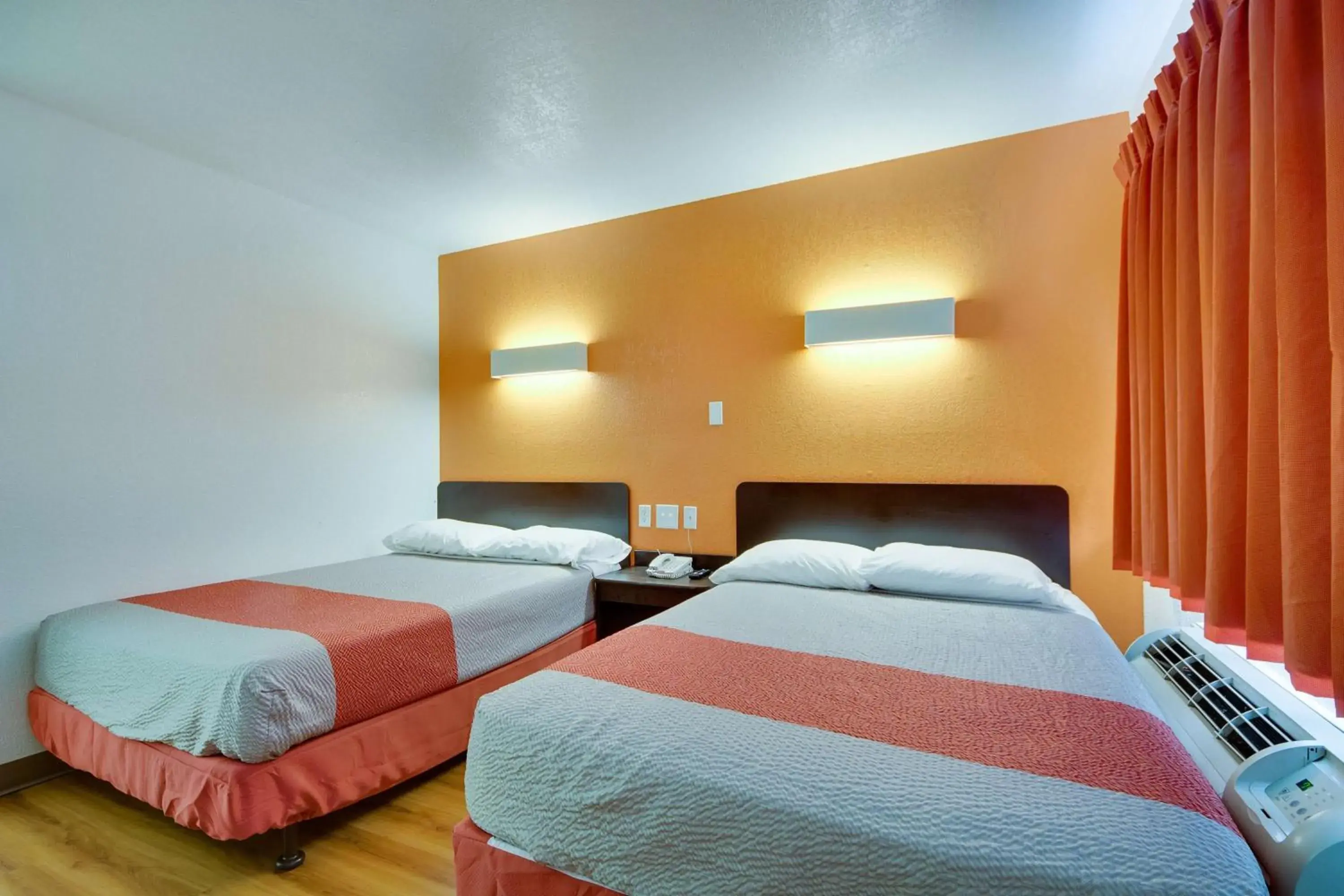 Quadruple Room in Avera Suites Quadruple Room in Avera Suites