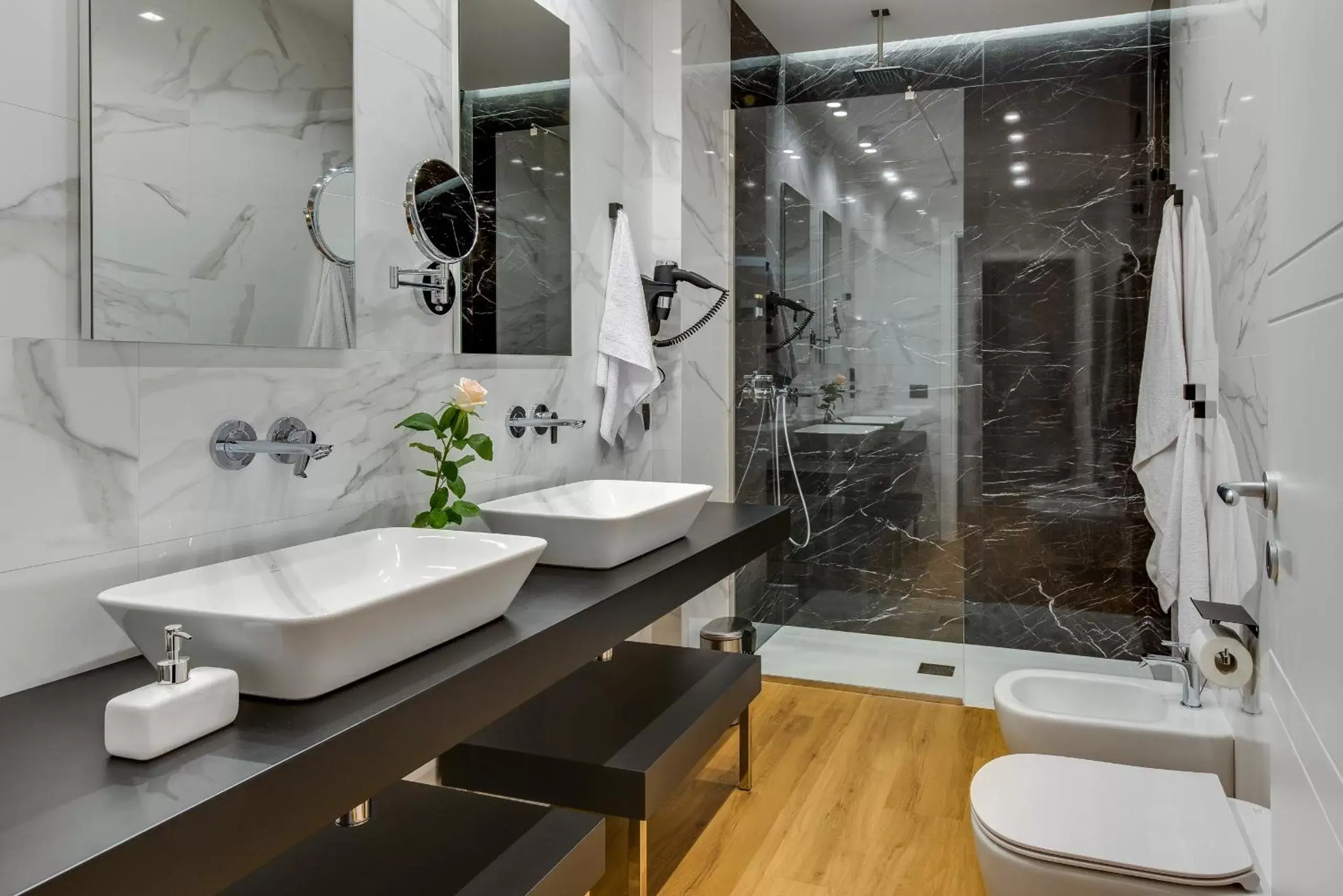 King Room in RoccaRegina Hotel King Room in RoccaRegina Hotel