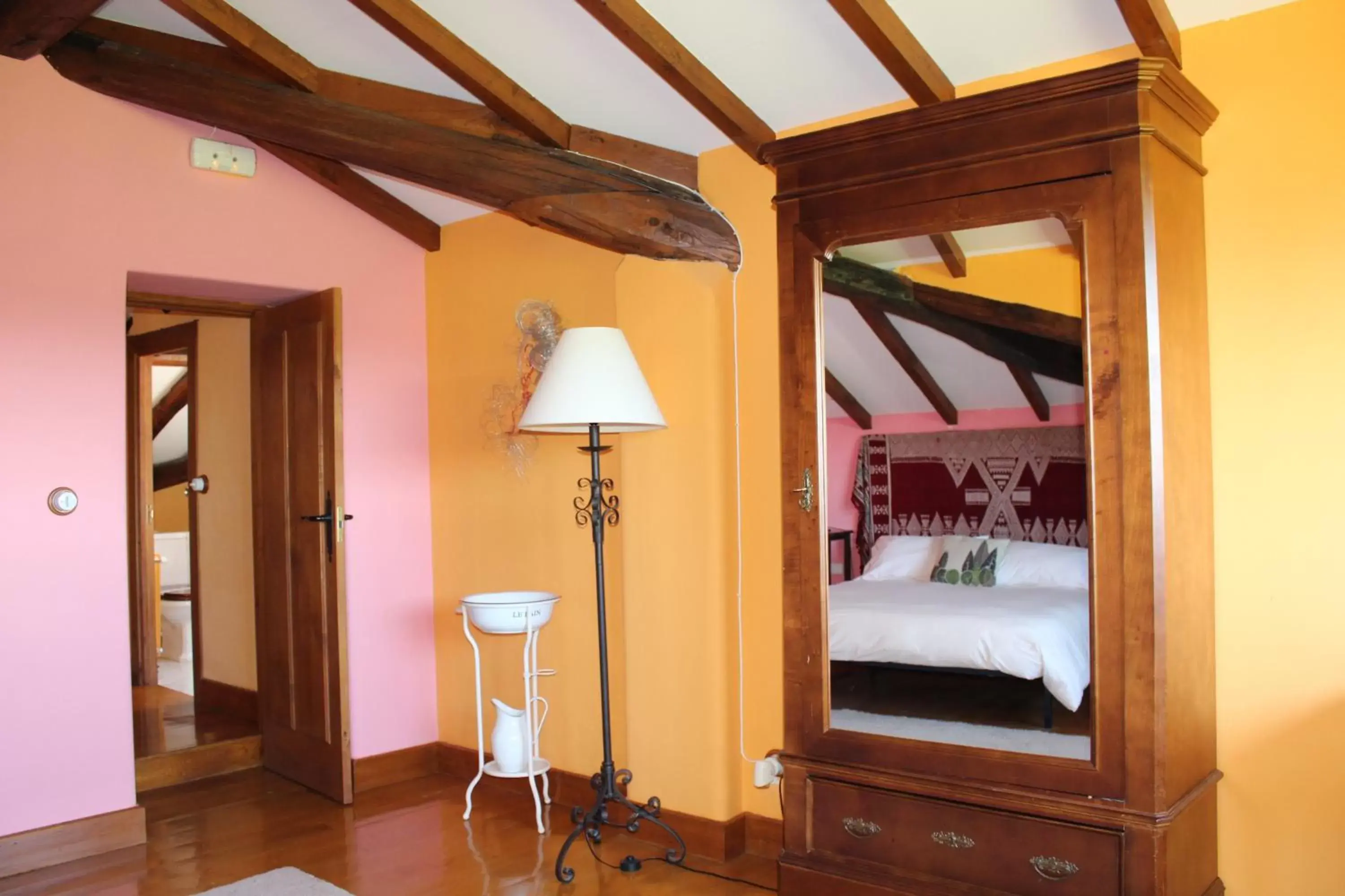 Family Double Room in Rectoral de Anllo Family Double Room in Rectoral de Anllo