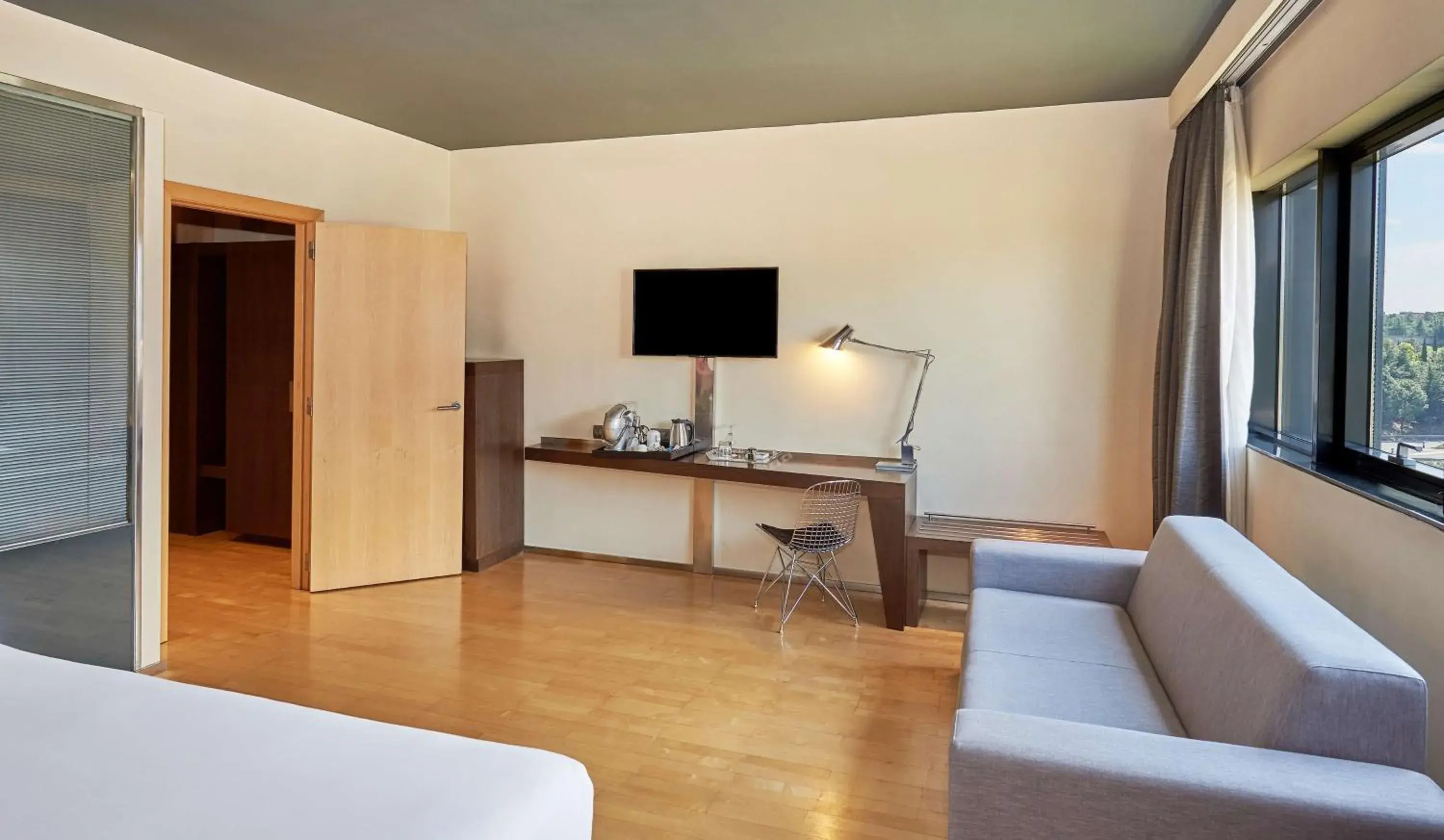 Superior Double or Twin Room in NH Madrid Las Tablas Superior Double or Twin Room in NH Madrid Las Tablas