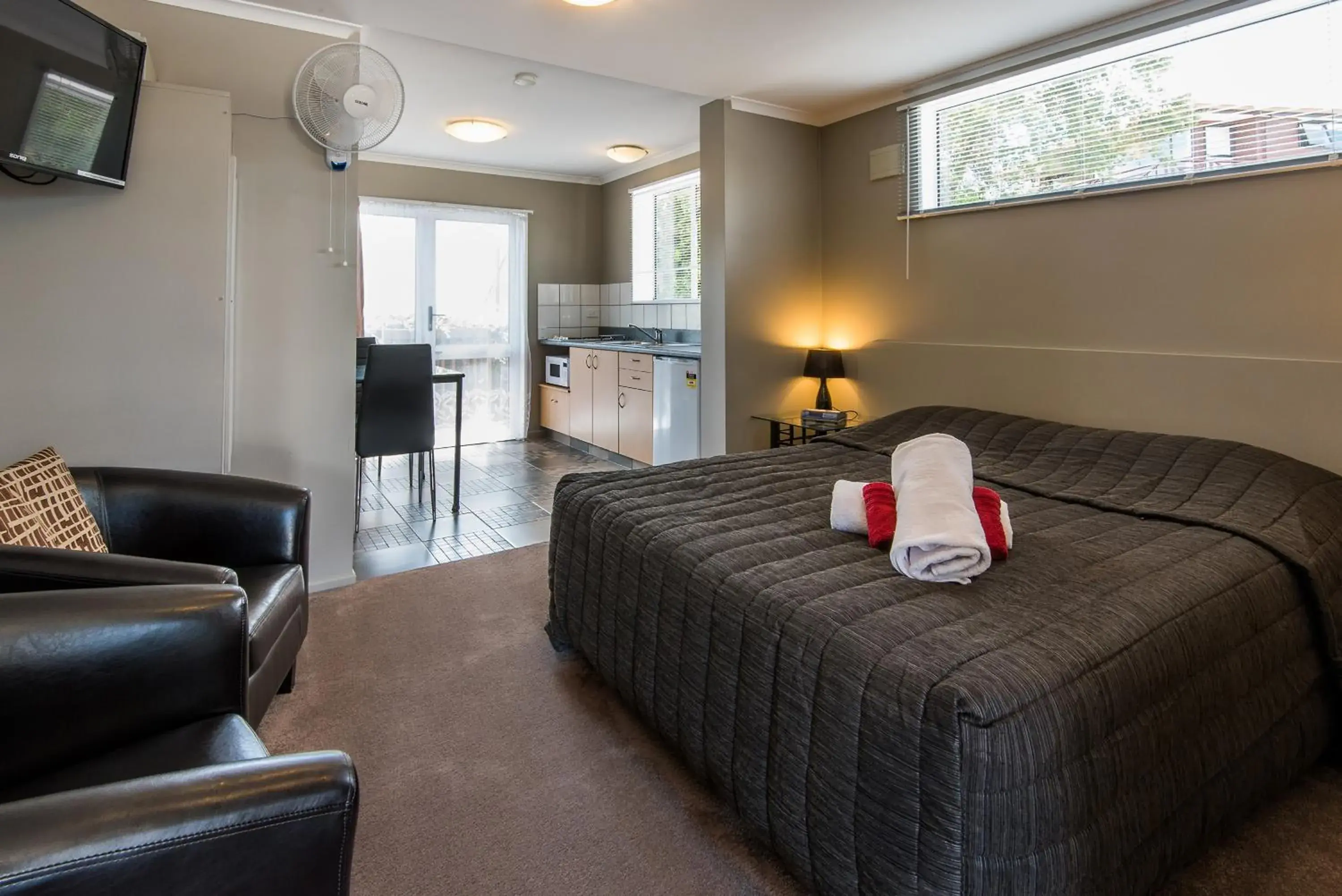 Classic Studio - single occupancy in Manuka Crescent Motel Classic Studio - single occupancy in Manuka Crescent Motel