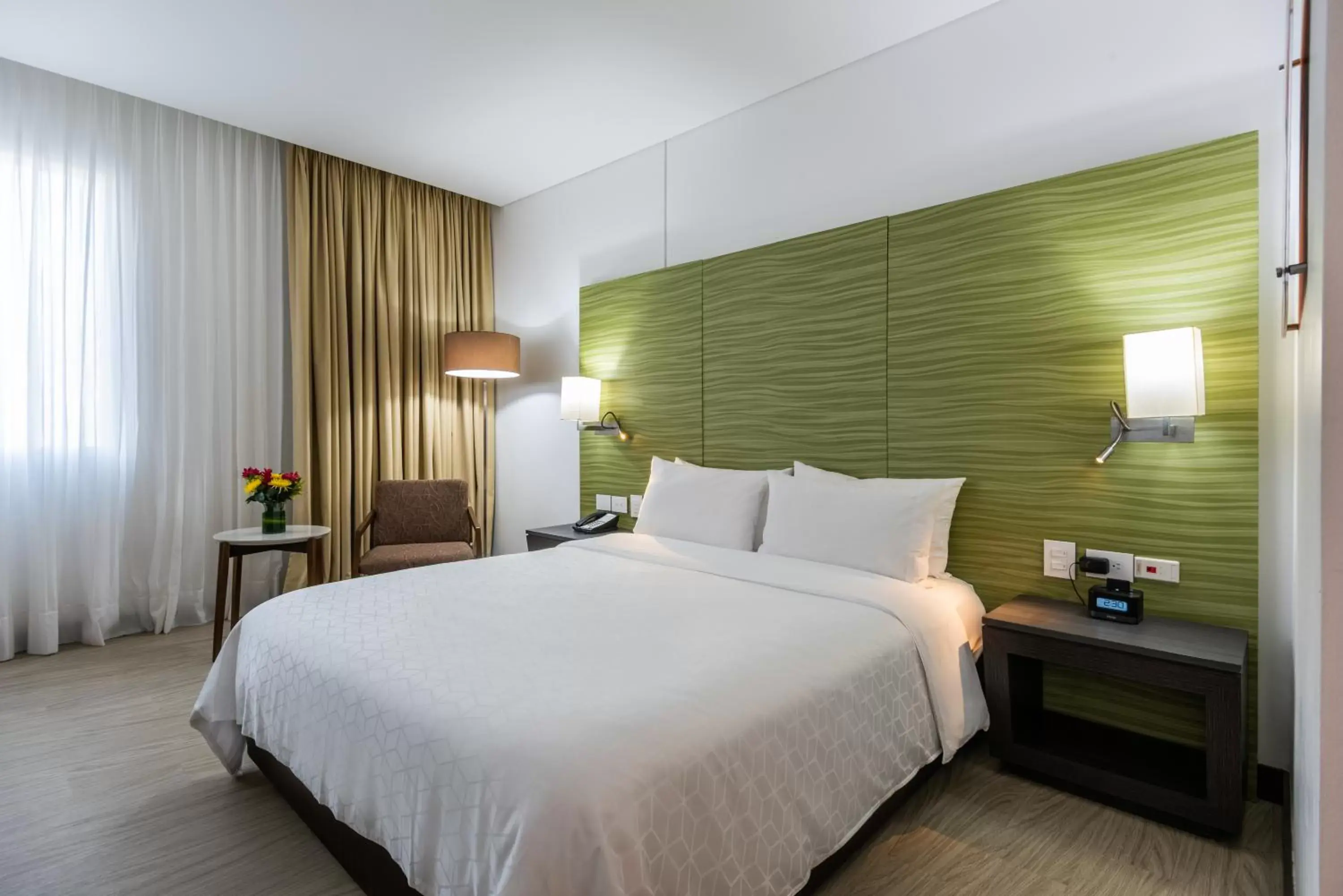 Standard Queen Room in Holiday Inn Express - Cartagena Bocagrande by IHG Standard Queen Room in Holiday Inn Express - Cartagena Bocagrande by IHG