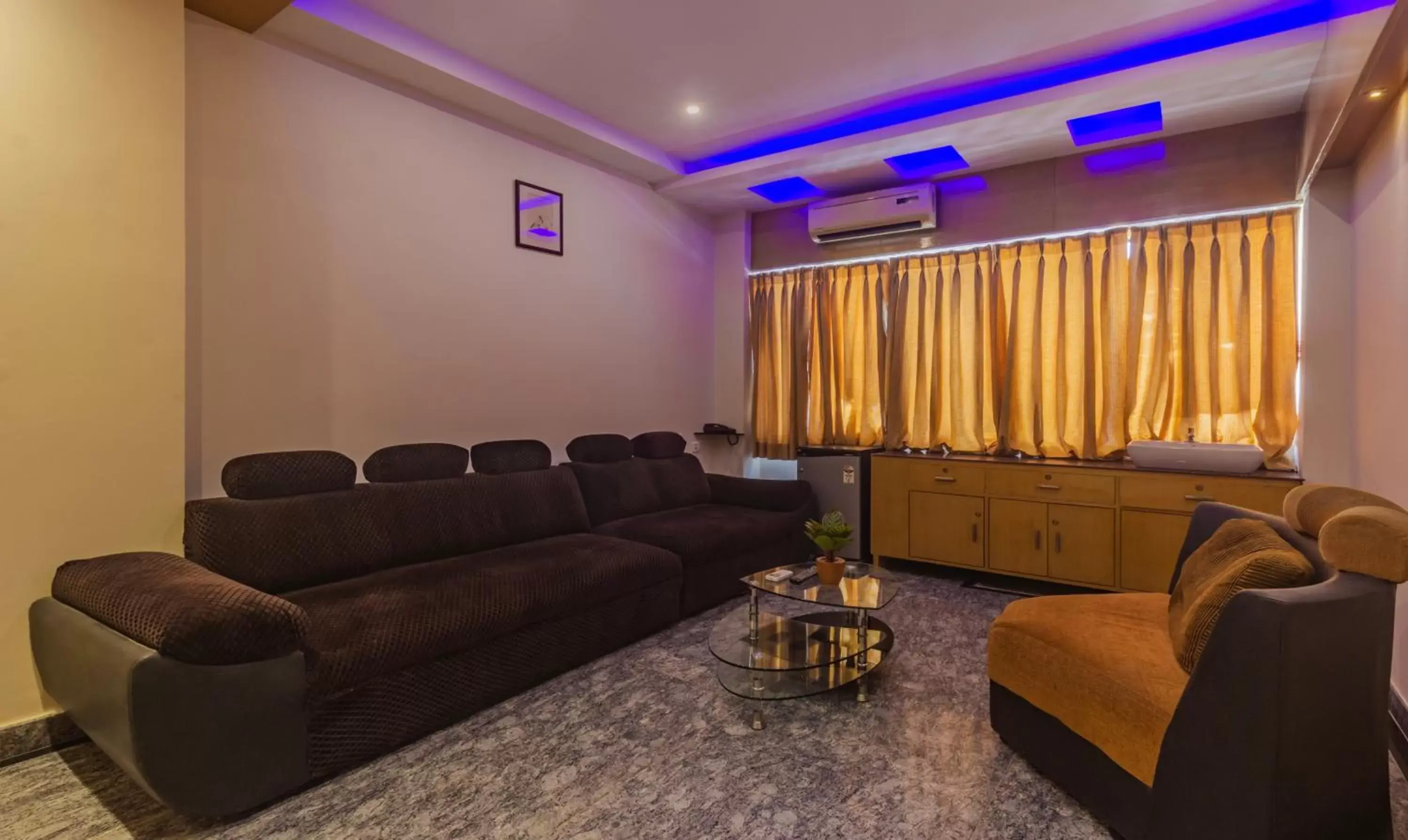 Superior Double Room - single occupancy in Treebo Trend Kruthika Inn Superior Double Room - single occupancy in Treebo Trend Kruthika Inn