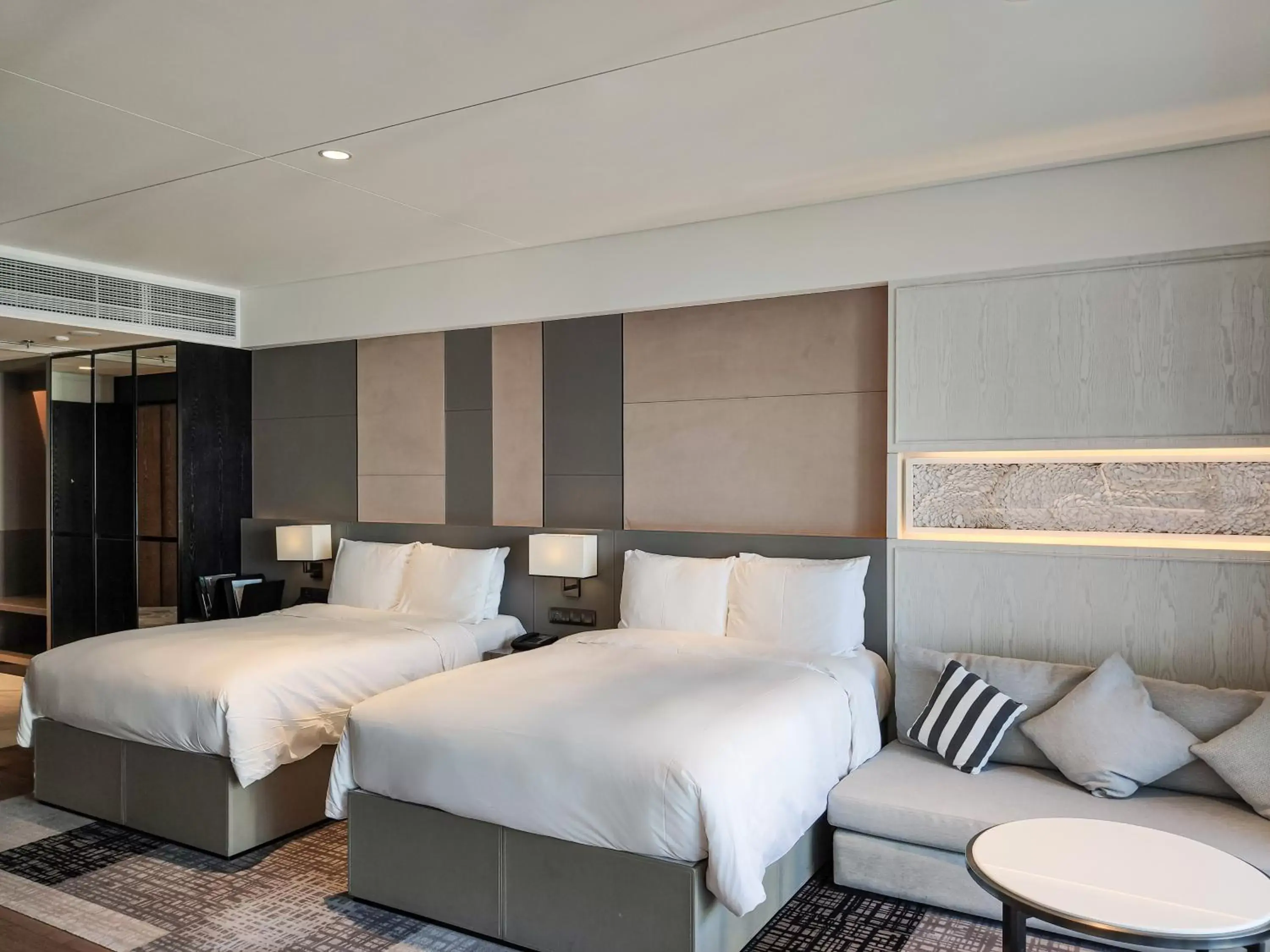 Chic Scenic View Room, 2double in The Shanhaitian Resort Sanya, Autograph Collection Chic Scenic View Room, 2double in The Shanhaitian Resort Sanya, Autograph Collection