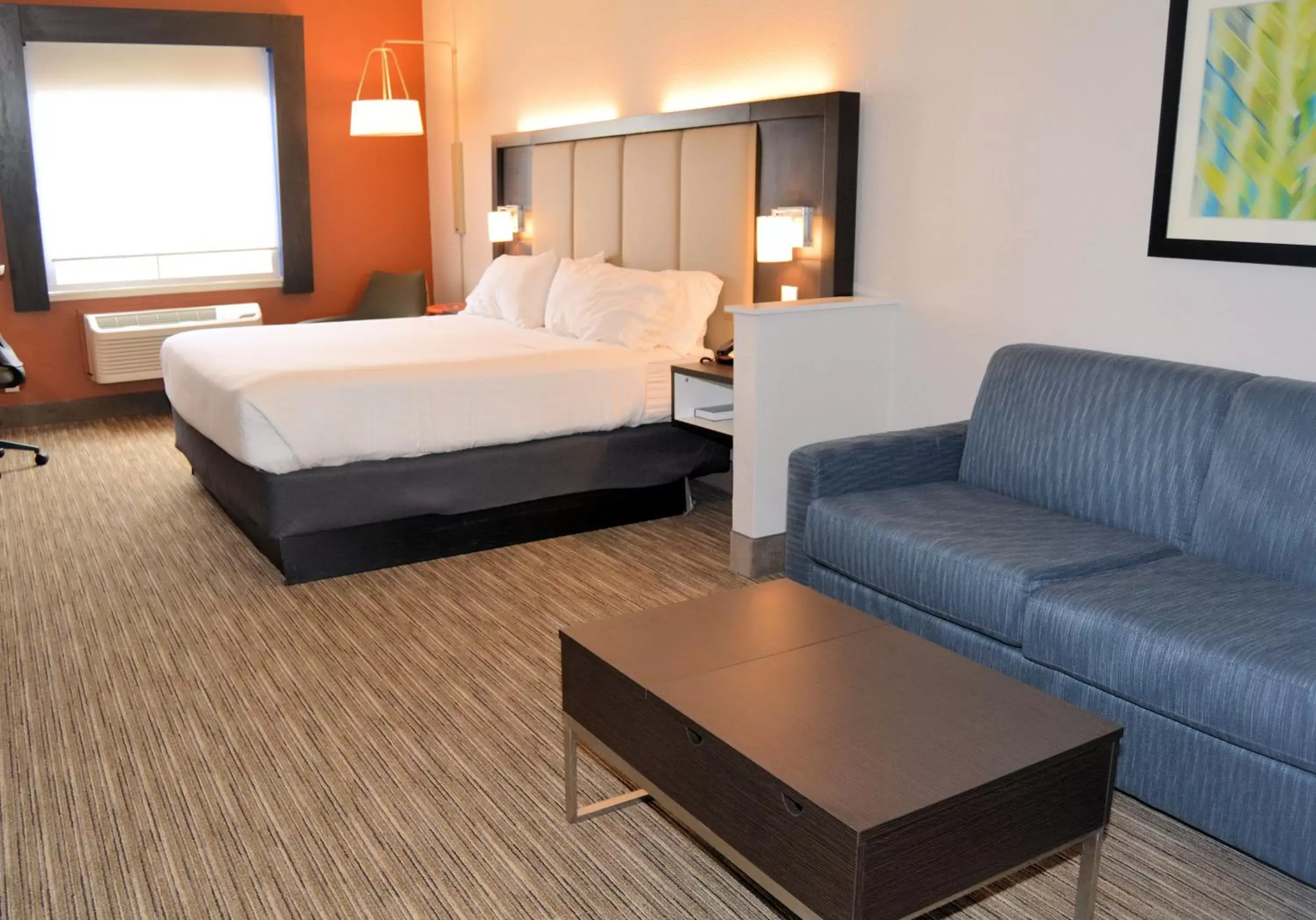 King Suite - Disability Access in Holiday Inn Express Hotel and Suites Abilene by IHG King Suite - Disability Access in Holiday Inn Express Hotel and Suites Abilene by IHG