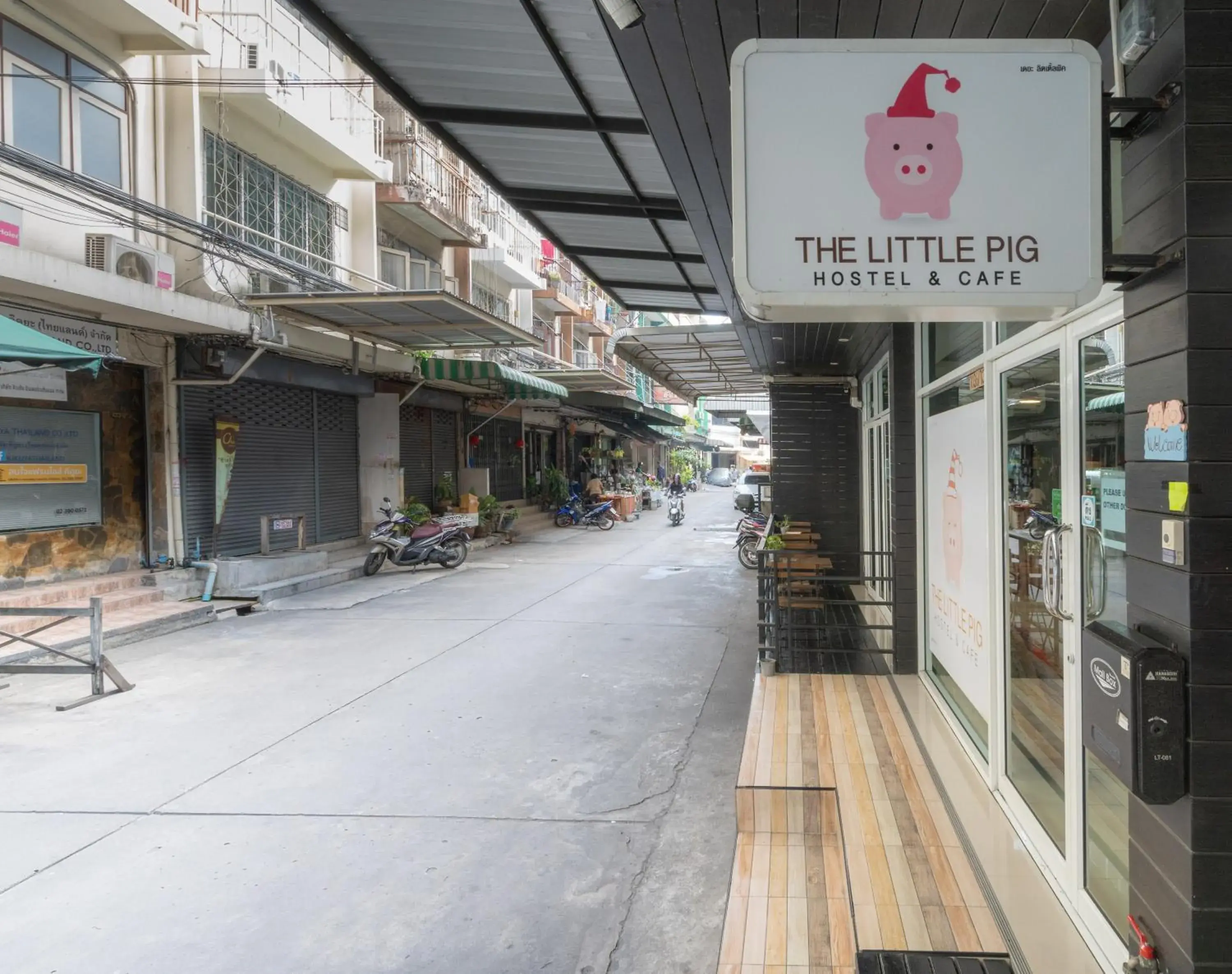 The Little Pig Sukhumvit The Little Pig Sukhumvit