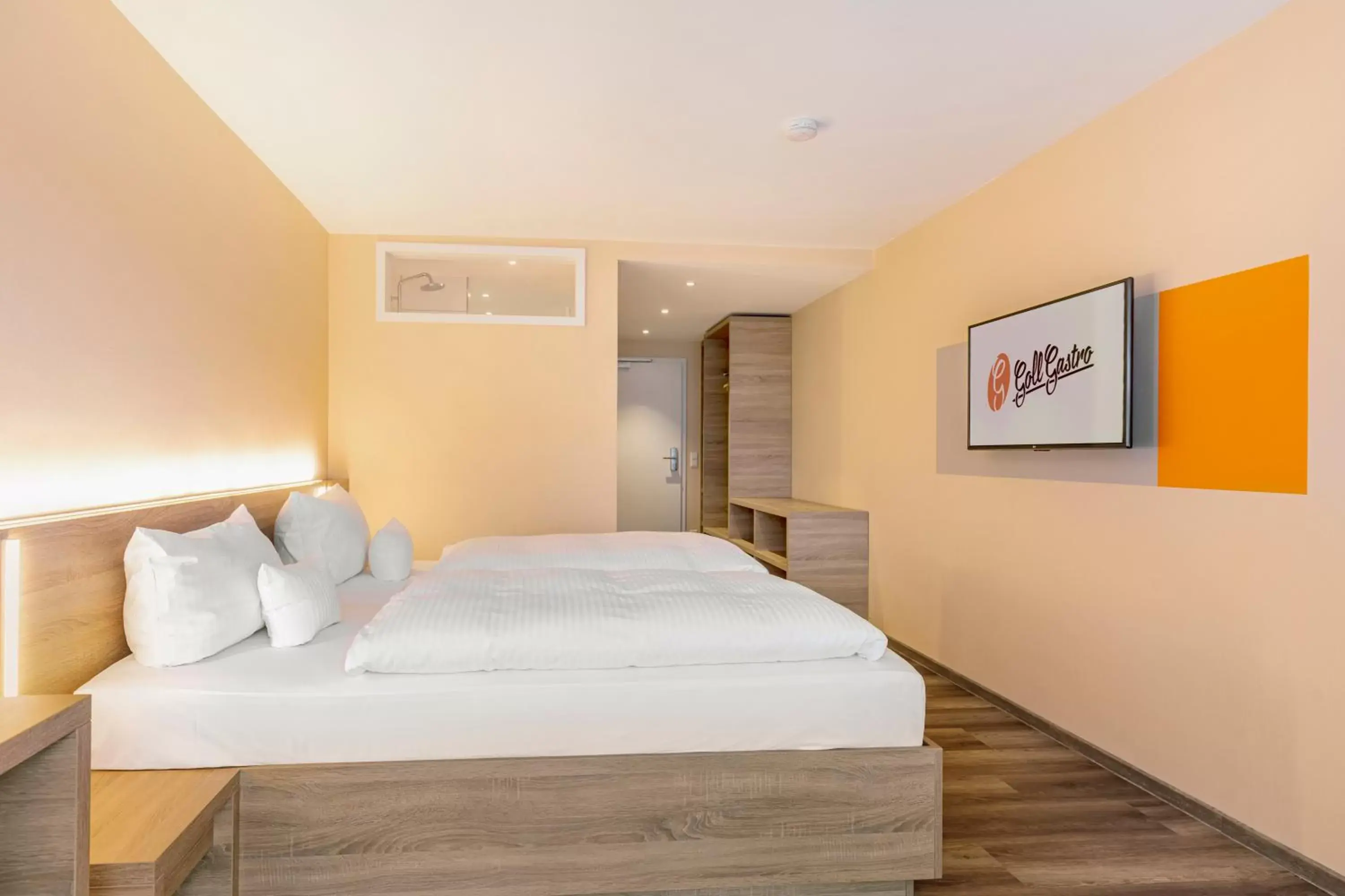 Single Room - single occupancy in Hotel Goll Pforzheim-Niefern Single Room - single occupancy in Hotel Goll Pforzheim-Niefern