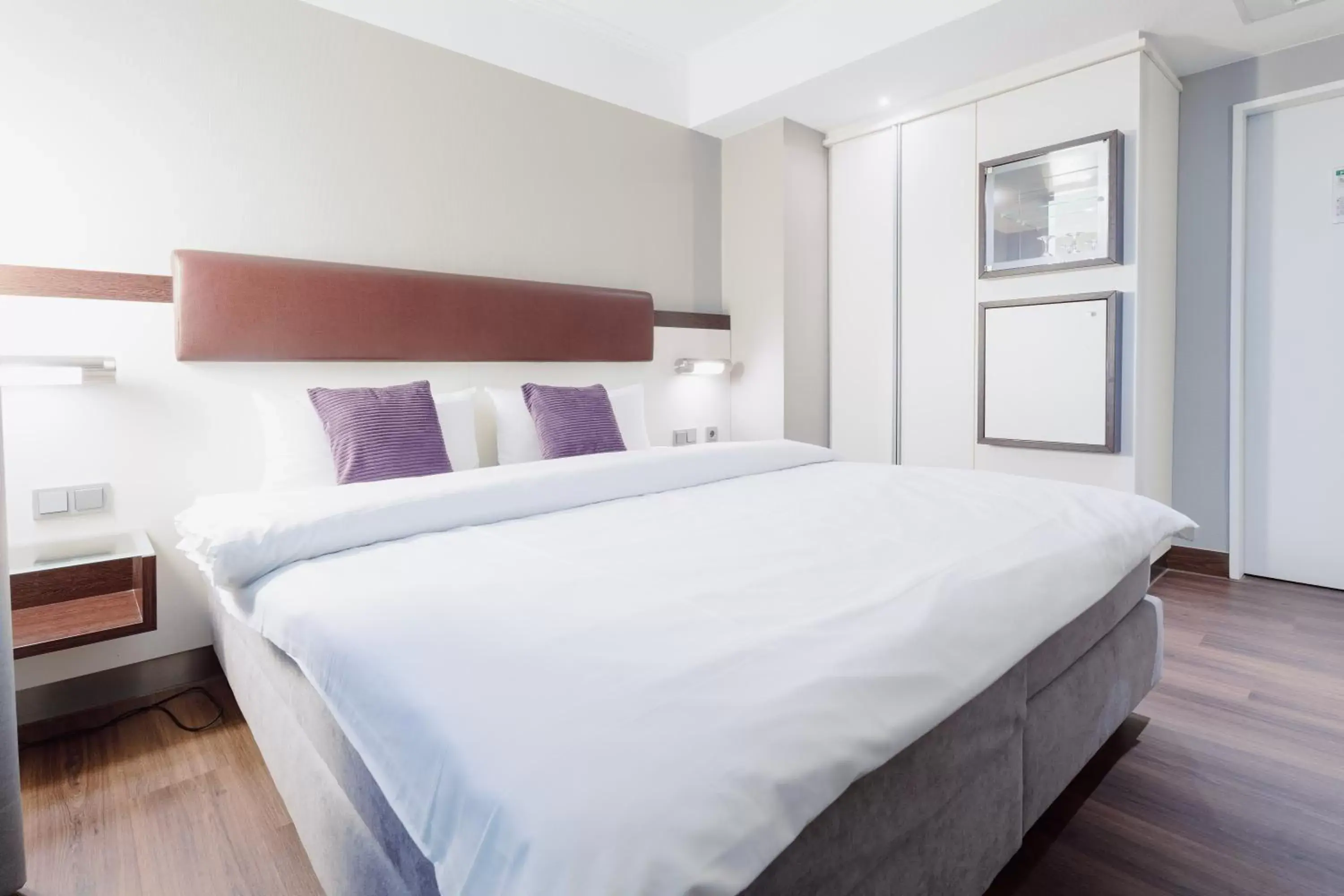 Superior Double Room in Hotel Kaiserhof Superior Double Room in Hotel Kaiserhof