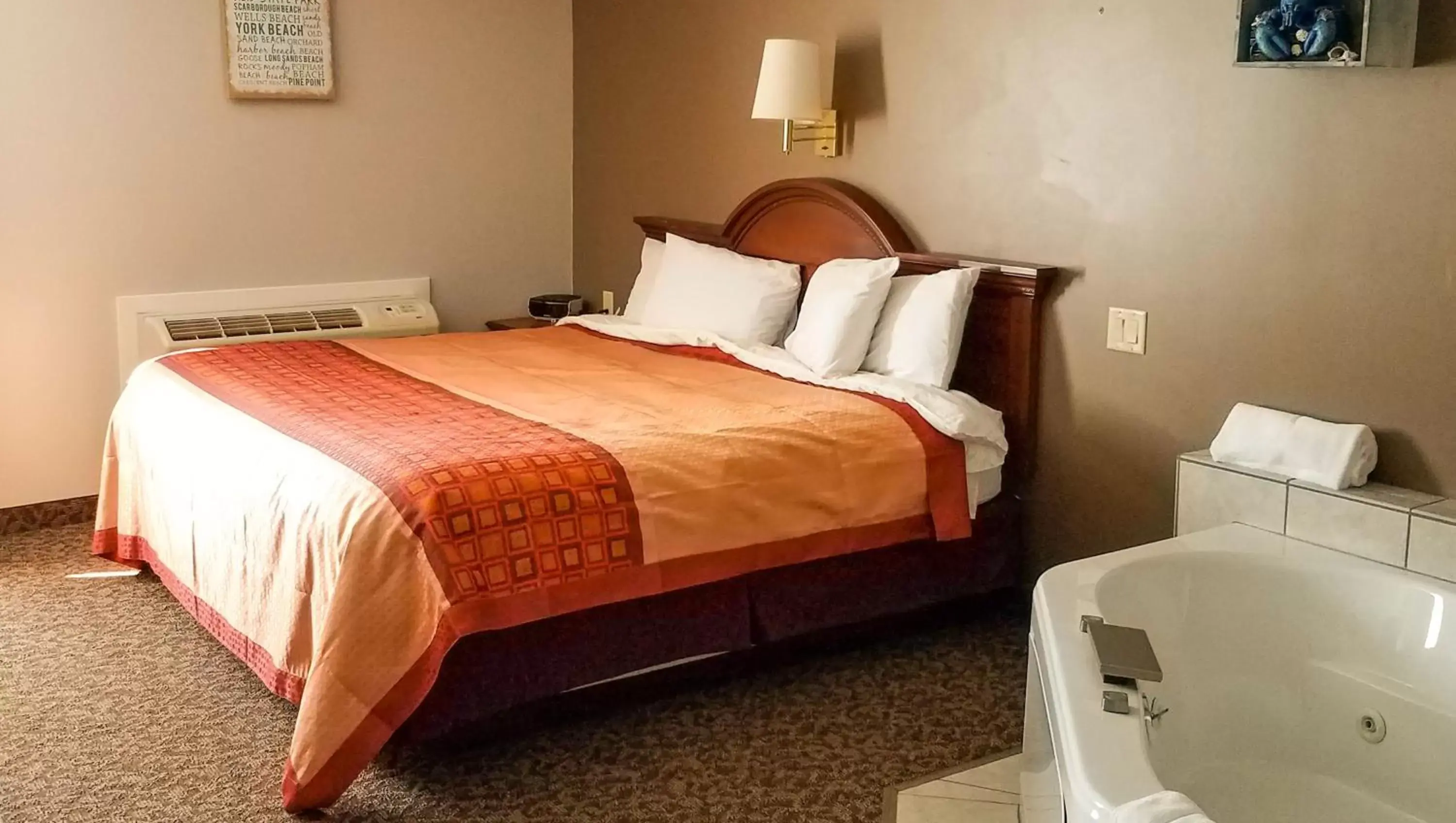 King Suite with Sea View in Ivey's Motor Lodge King Suite with Sea View in Ivey's Motor Lodge