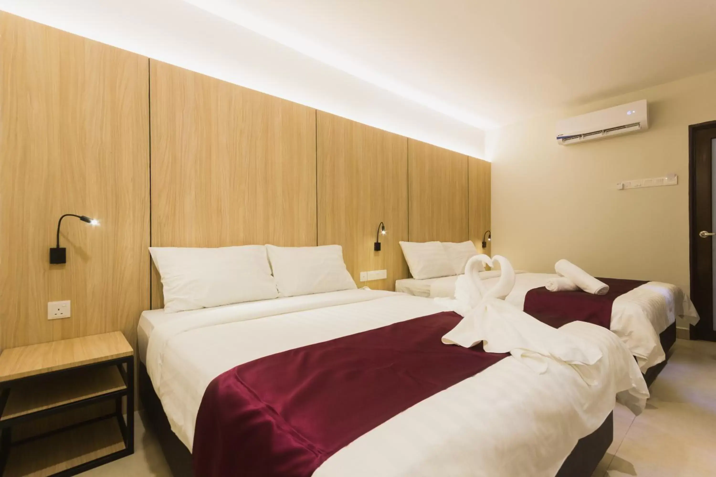 Classic Quadruple Room in GM Hotel Kuantan Classic Quadruple Room in GM Hotel Kuantan