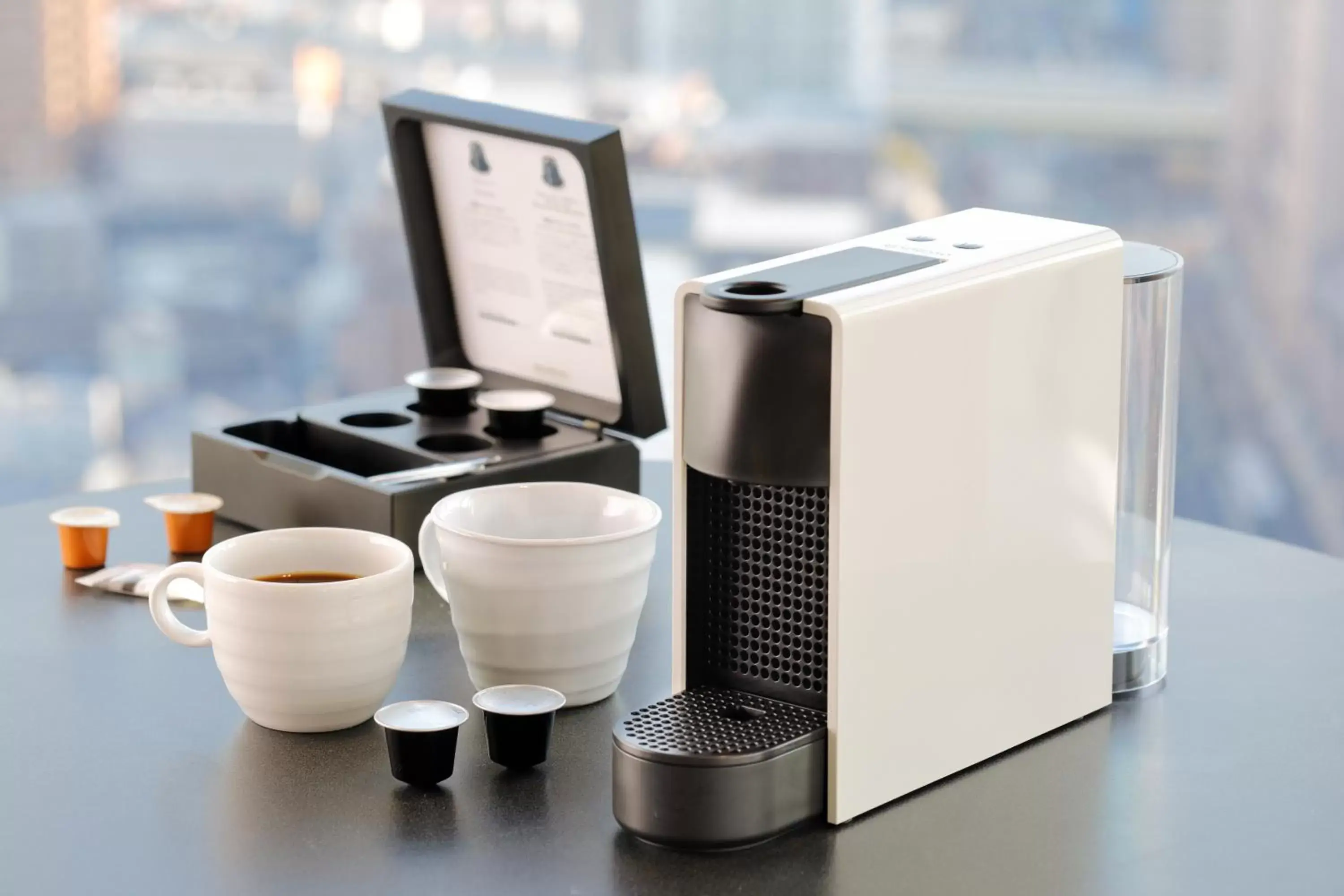 Club Twin Room with Club Lounge Access - single occupancy - Non-Smoking in Osaka Marriott Miyako Hotel Club Twin Room with Club Lounge Access - single occupancy - Non-Smoking in Osaka Marriott Miyako Hotel