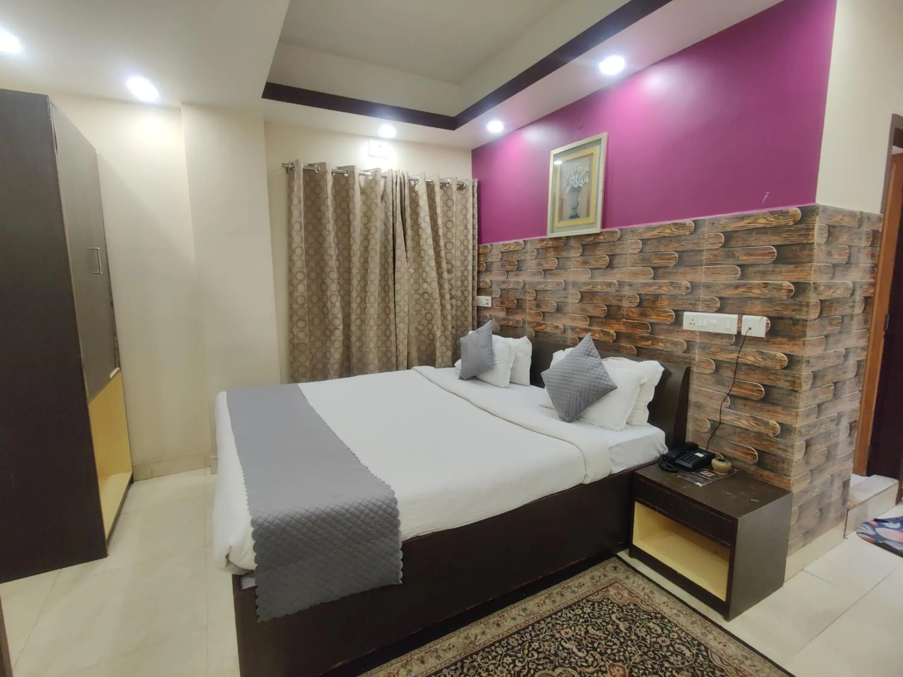 Standard Double Room - single occupancy in Hotel Swastik Regency Standard Double Room - single occupancy in Hotel Swastik Regency