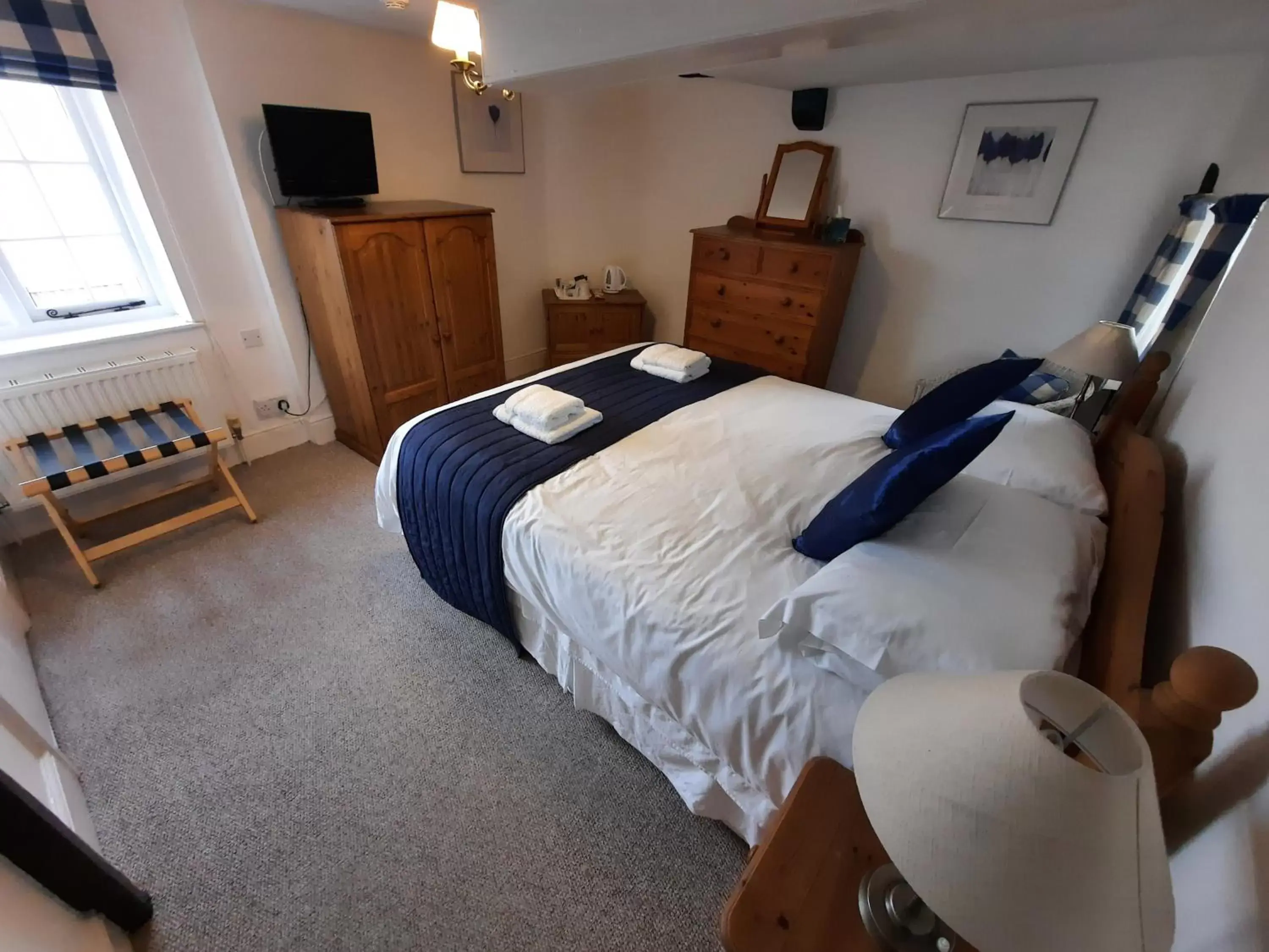 Double Room in The White Cottage Double Room in The White Cottage