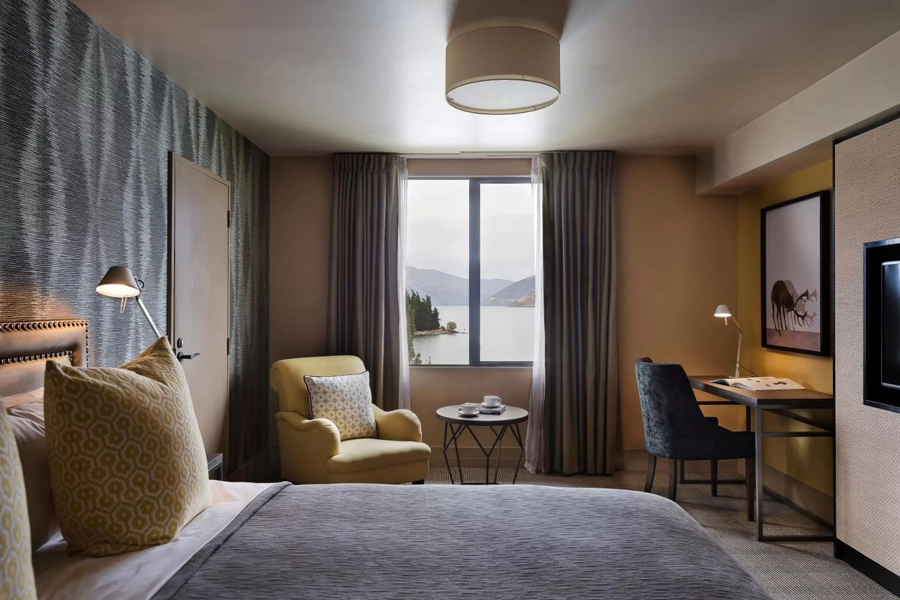 St Moritz King Room with Lake View in Hotel St Moritz, Queenstown - MGallery Collection St Moritz King Room with Lake View in Hotel St Moritz, Queenstown - MGallery Collection