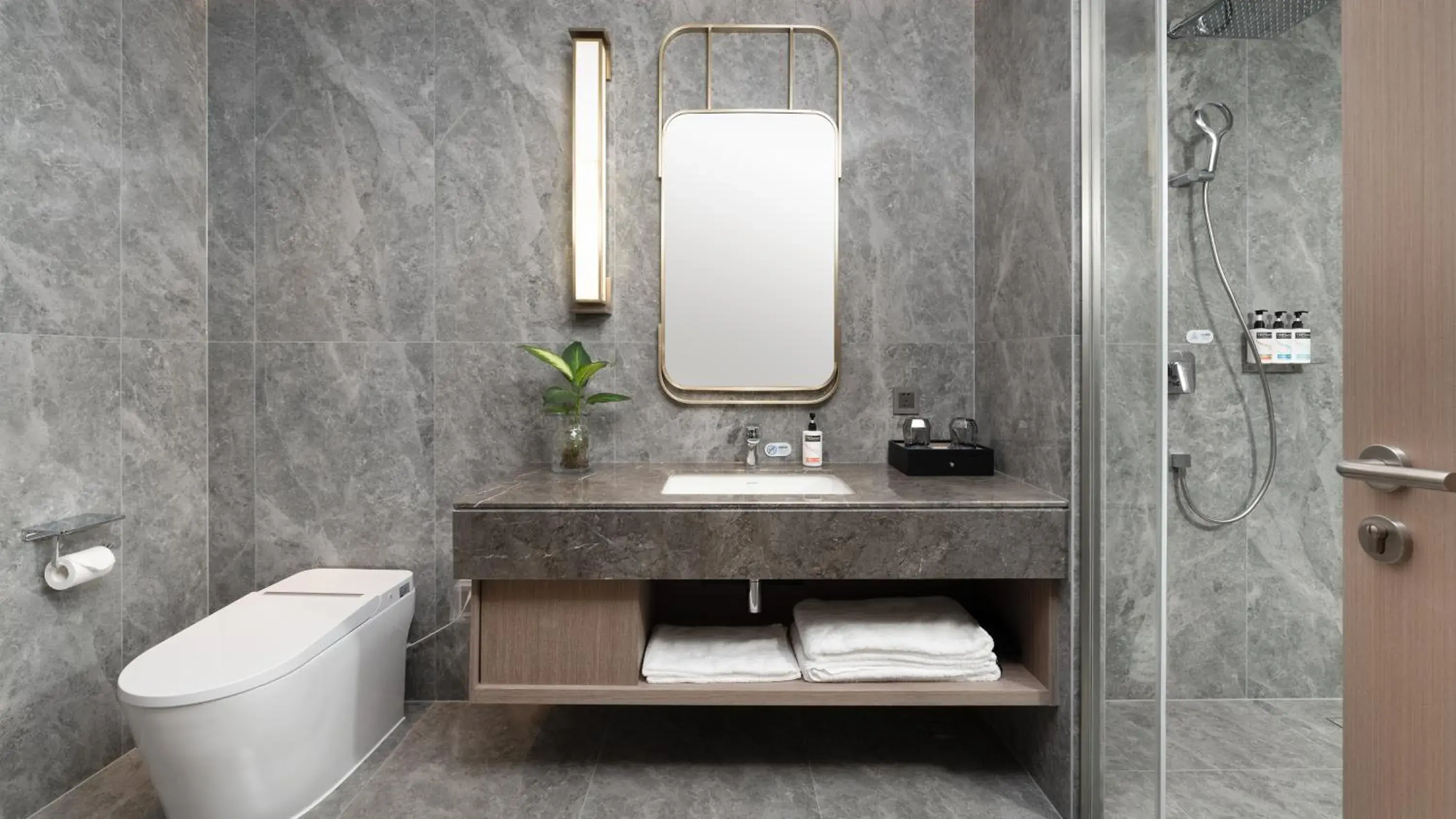 One-Bedroom Suite with City View in Holiday Inn Express Chengdu Pidu by IHG One-Bedroom Suite with City View in Holiday Inn Express Chengdu Pidu by IHG