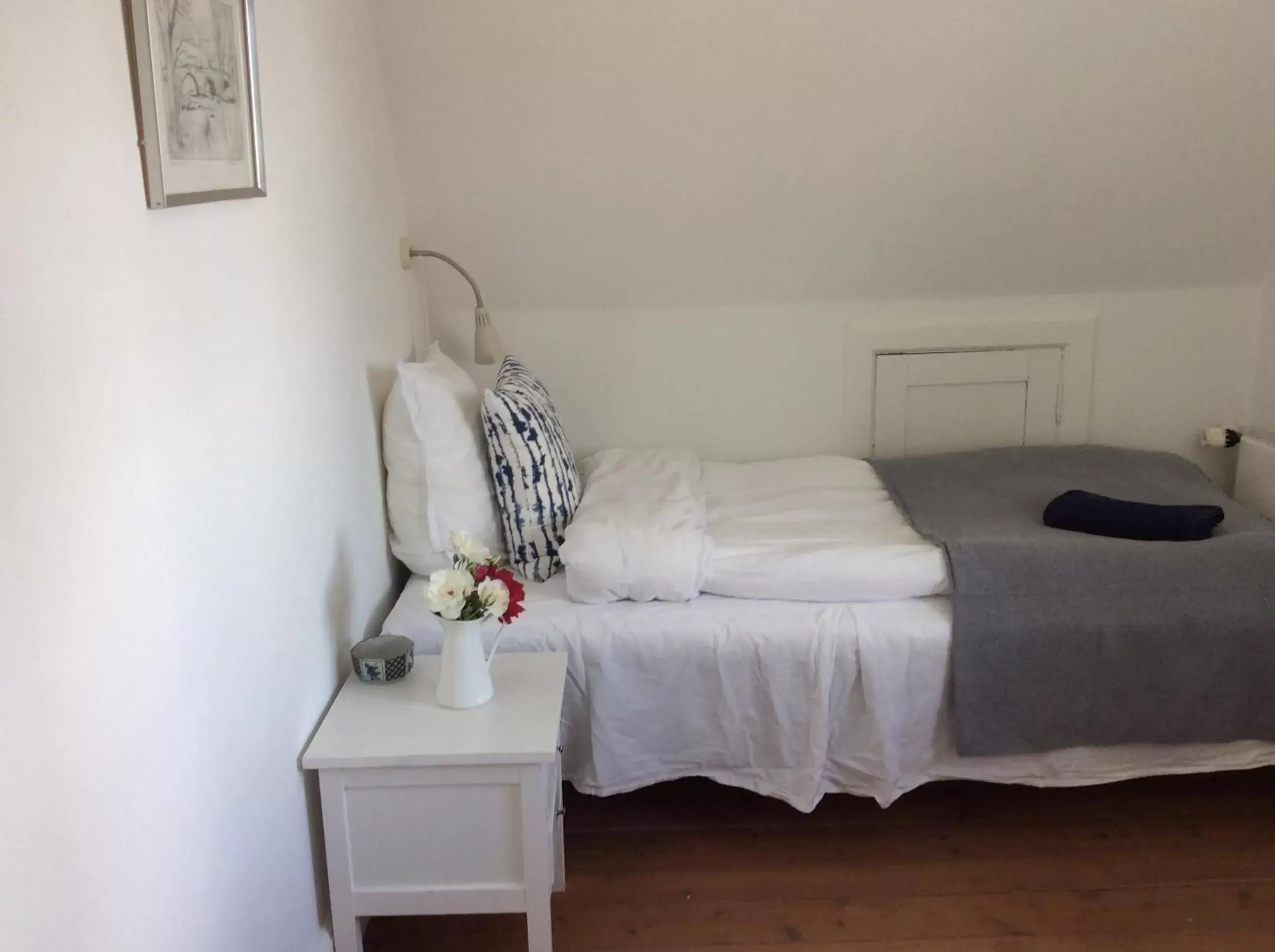 Single Room with Shared Bathroom - single occupancy - First Floor in Marielyst B&B - Apartments Single Room with Shared Bathroom - single occupancy - First Floor in Marielyst B&B - Apartments