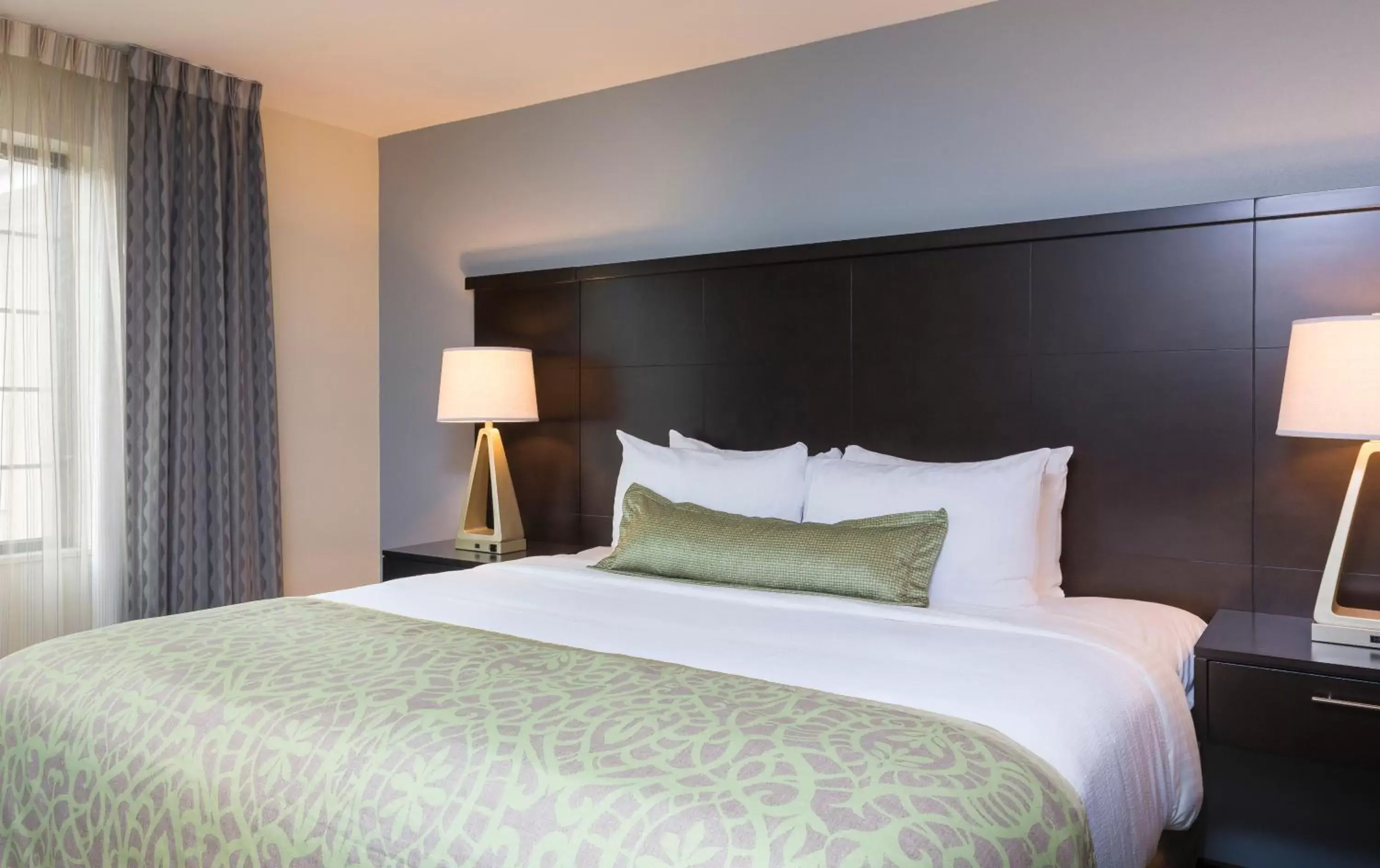 One-Bedroom King Suite - Disability Access/Hearing Accesible - Non-Smoking in Staybridge Suites Canton, an IHG Hotel One-Bedroom King Suite - Disability Access/Hearing Accesible - Non-Smoking in Staybridge Suites Canton, an IHG Hotel