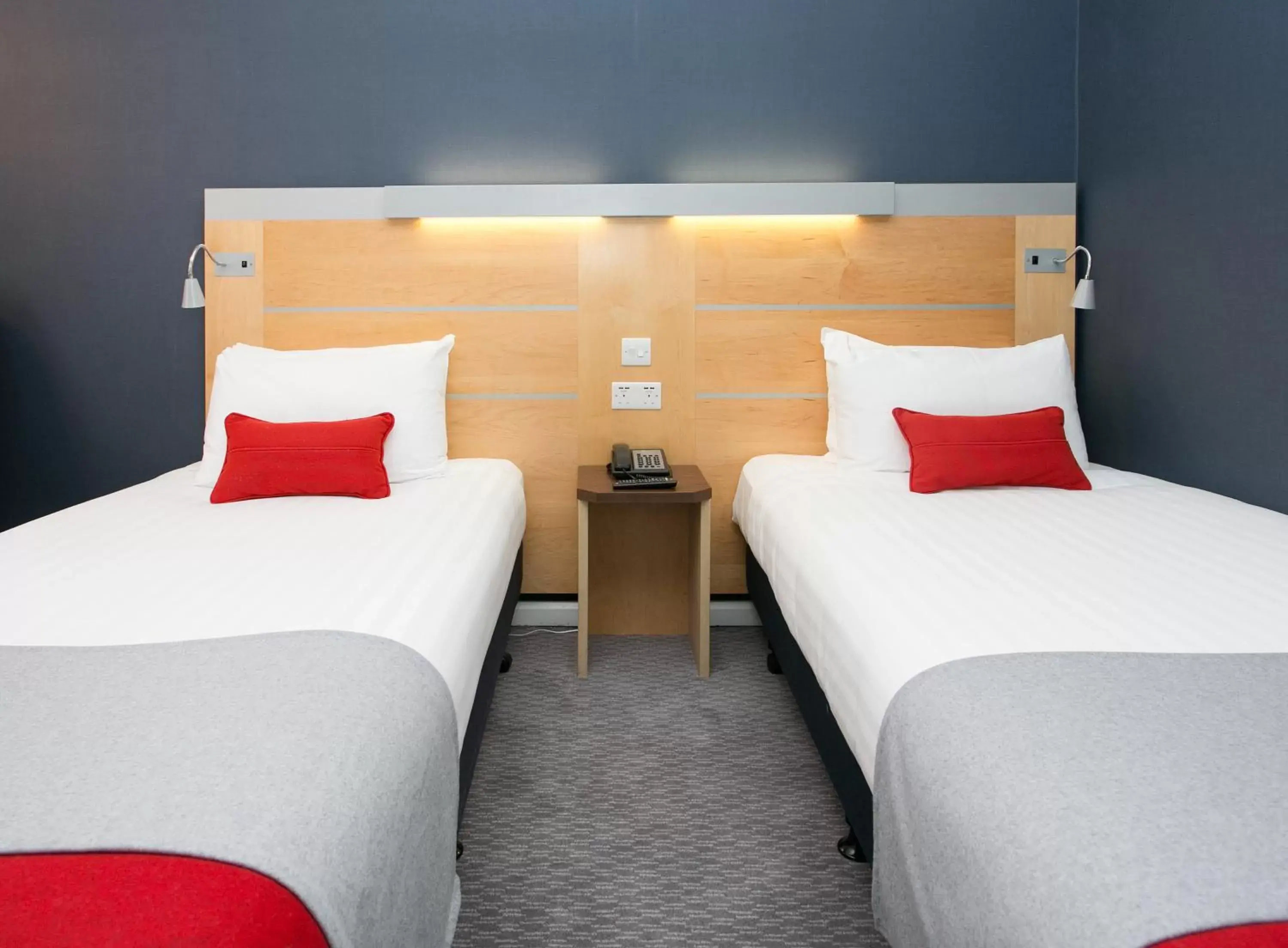 Standard Room with Free Hot Breakfast in Holiday Inn Express Antrim by IHG Standard Room with Free Hot Breakfast in Holiday Inn Express Antrim by IHG