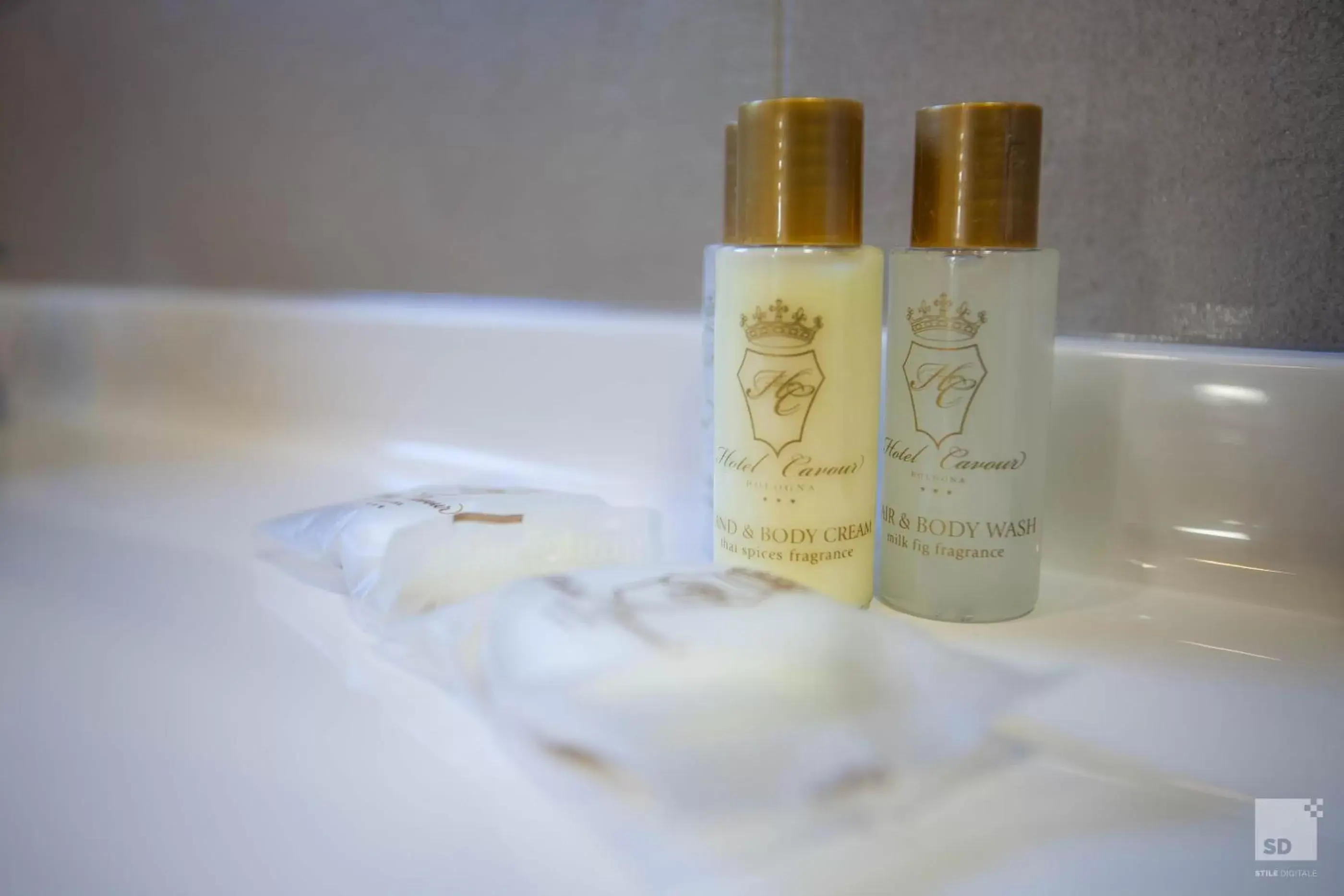 Deluxe Double or Twin Room - single occupancy in Hotel Cavour Deluxe Double or Twin Room - single occupancy in Hotel Cavour