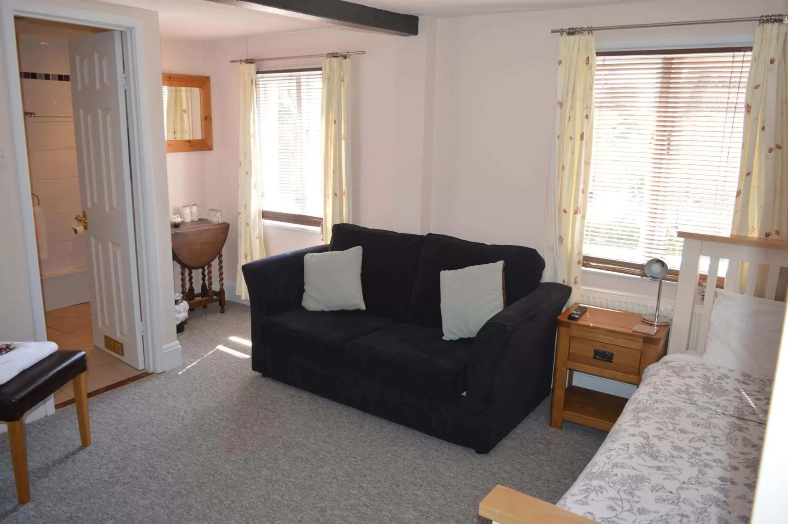 Superior Family Room in The Ilchester Arms Hotel, Ilchester Somerset Superior Family Room in The Ilchester Arms Hotel, Ilchester Somerset