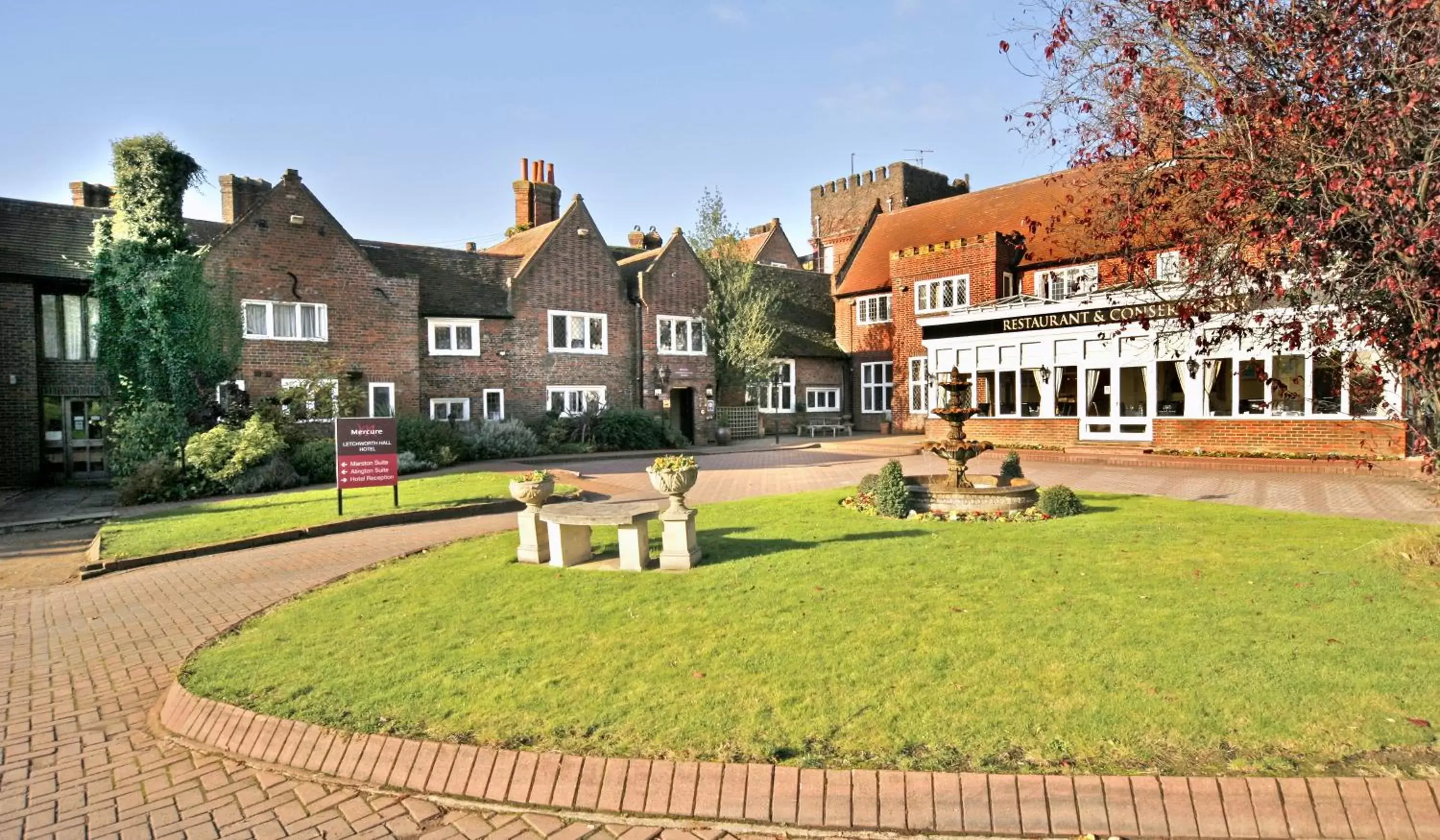 voco Letchworth Hall by IHG voco Letchworth Hall by IHG