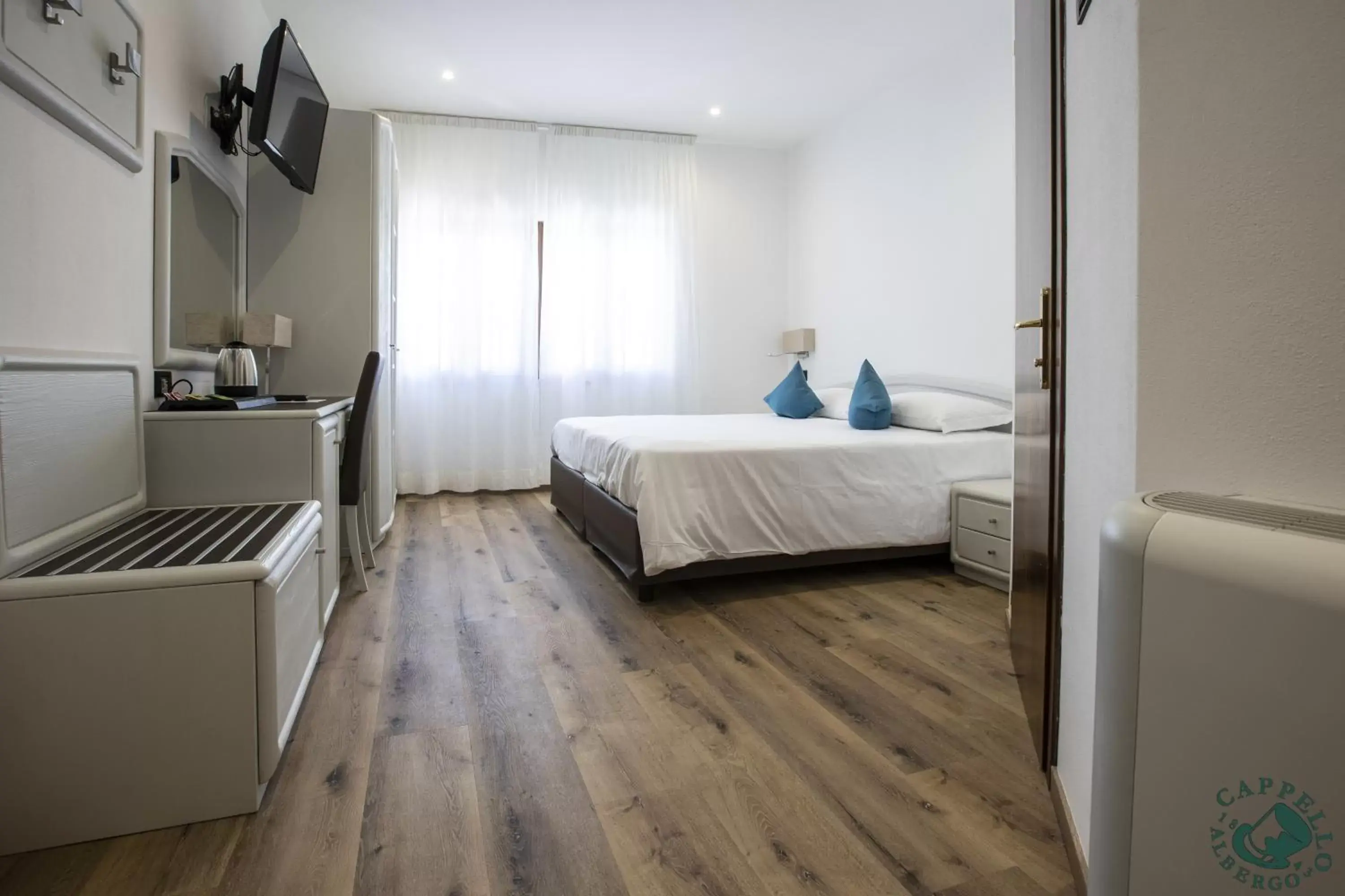 Deluxe Room - single occupancy in Albergo Cappello e Cadore Deluxe Room - single occupancy in Albergo Cappello e Cadore