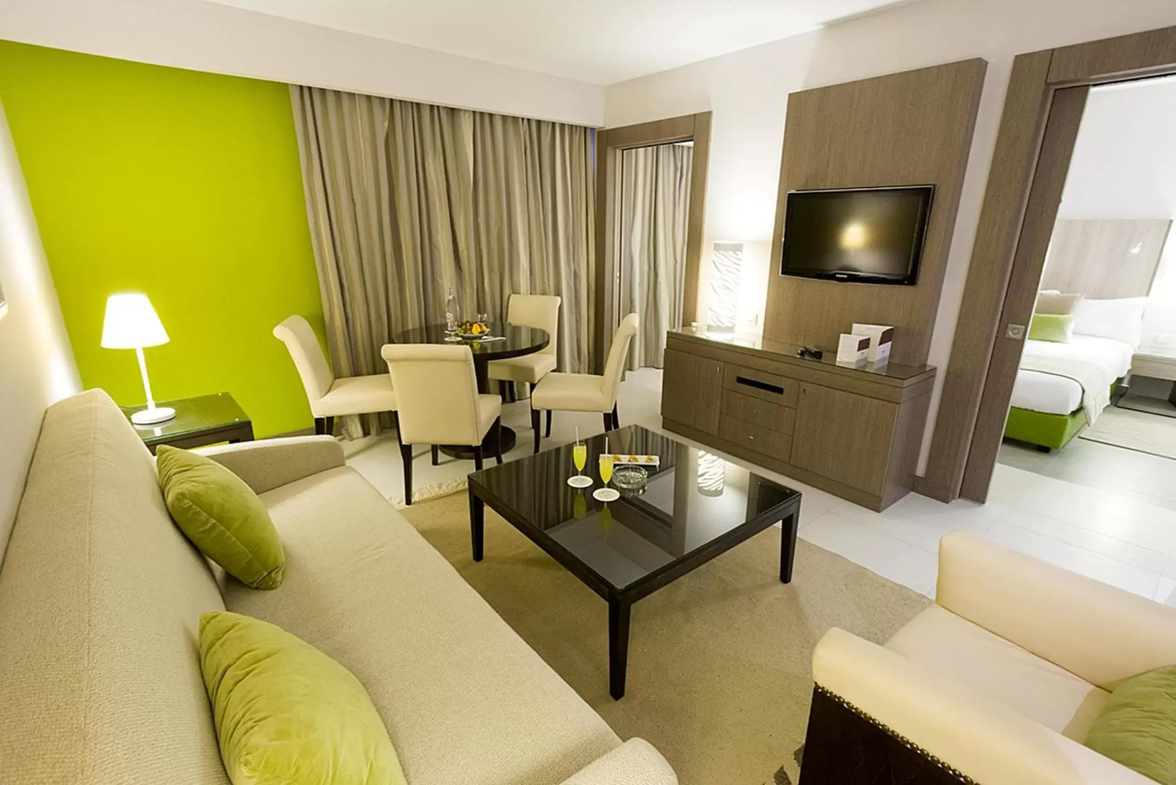 Classic Suite in Golf Royal Hotel Classic Suite in Golf Royal Hotel